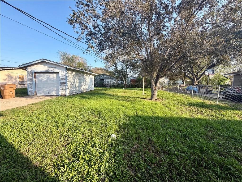 4914 Carroll Property Photo 10