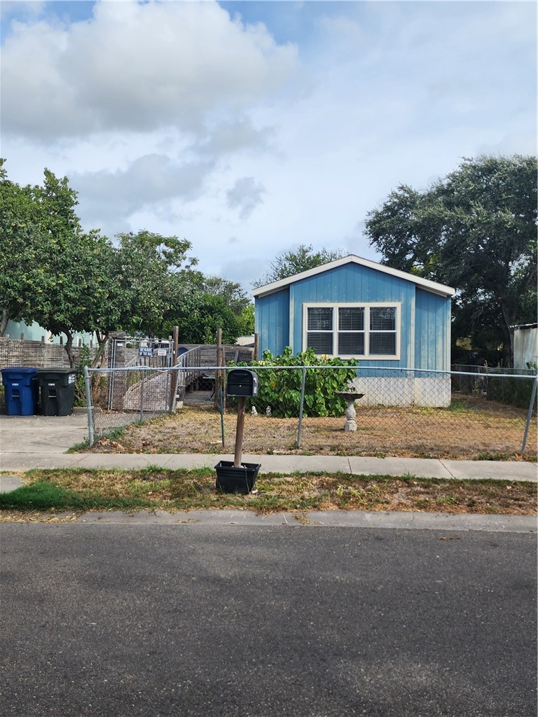 5934 Horizon Dr Property Photo 1