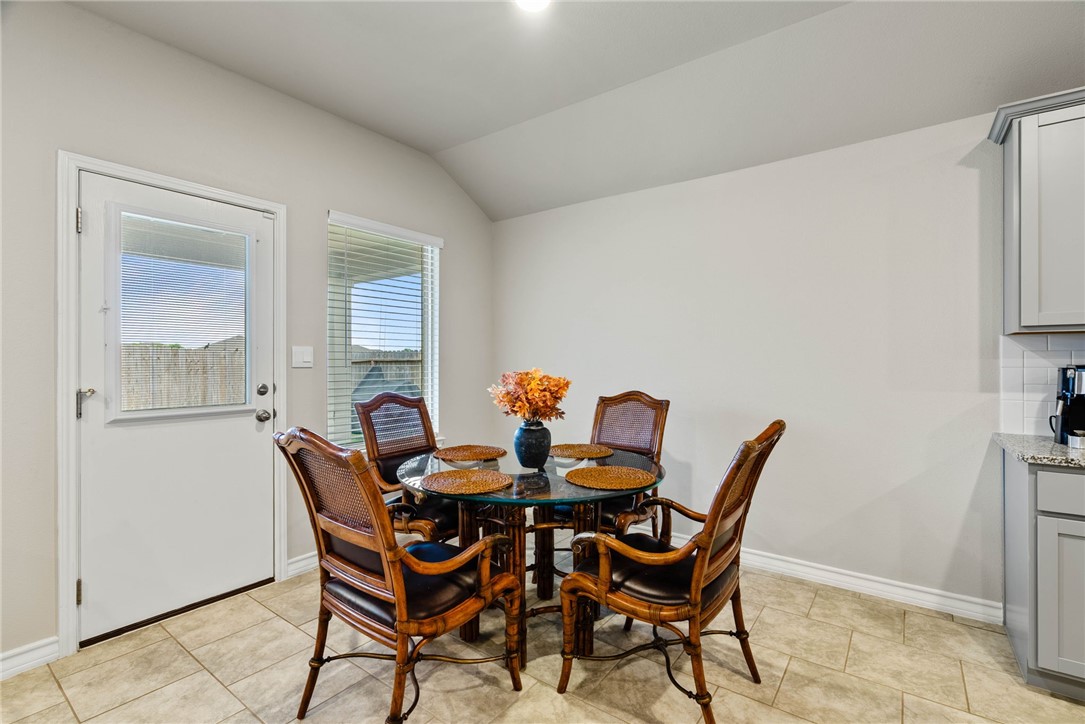 100 Silas St Property Photo 10