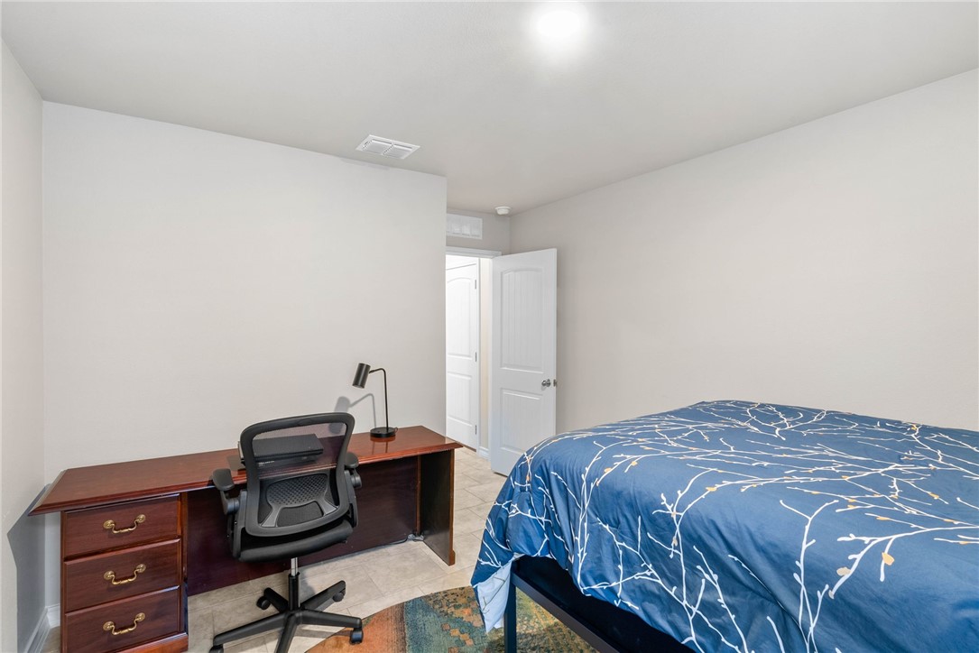 100 Silas St Property Photo 23