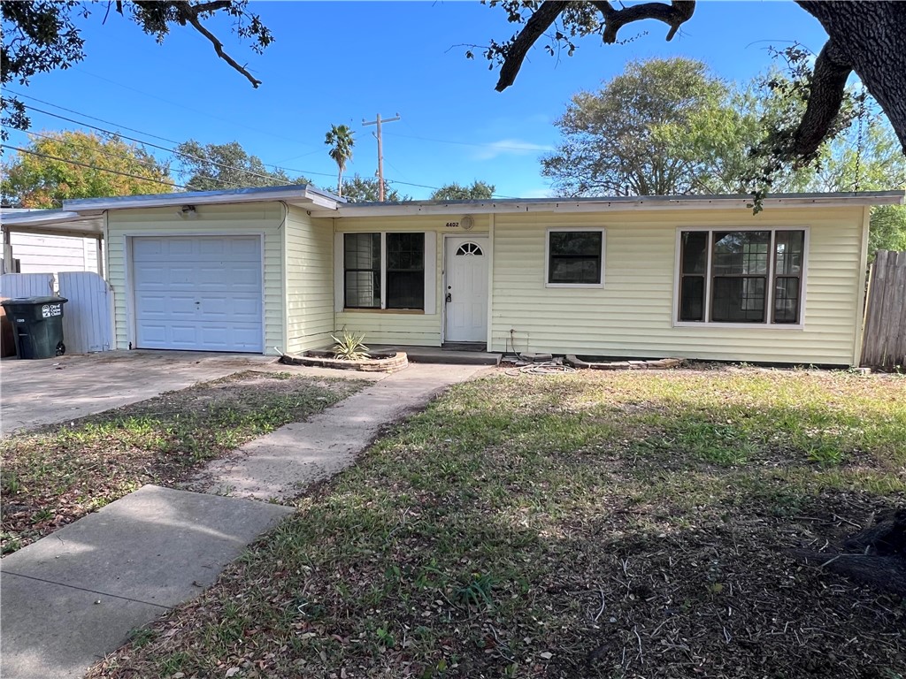 4402 Sequoia St Property Photo 1