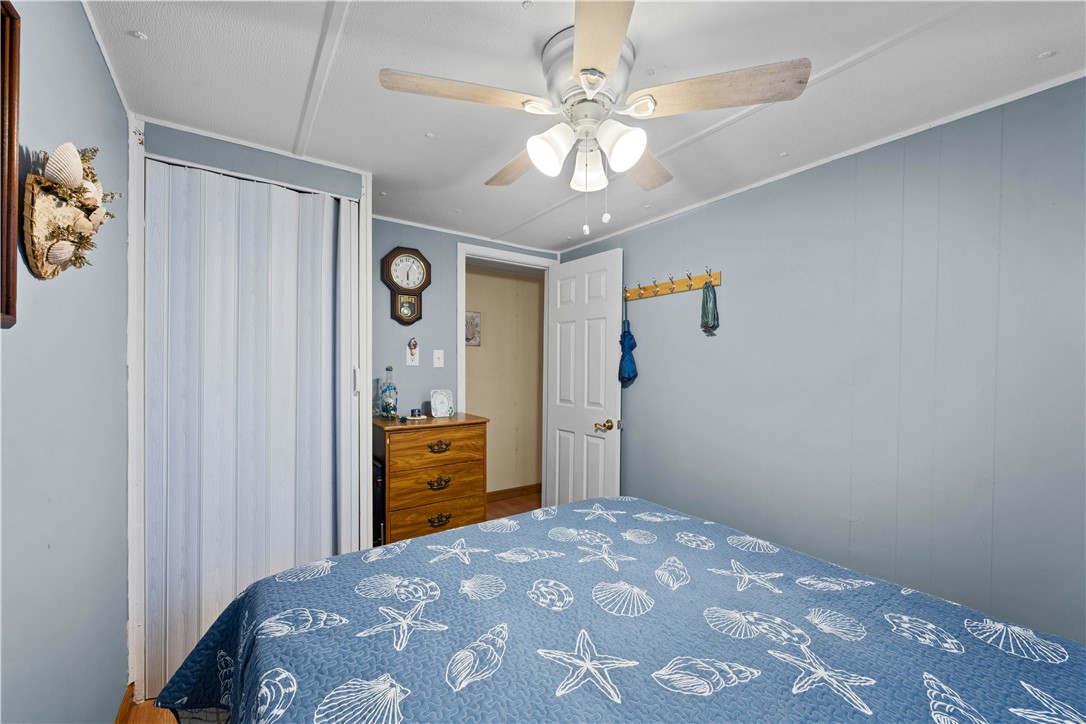 166 Morrow St Property Photo 15