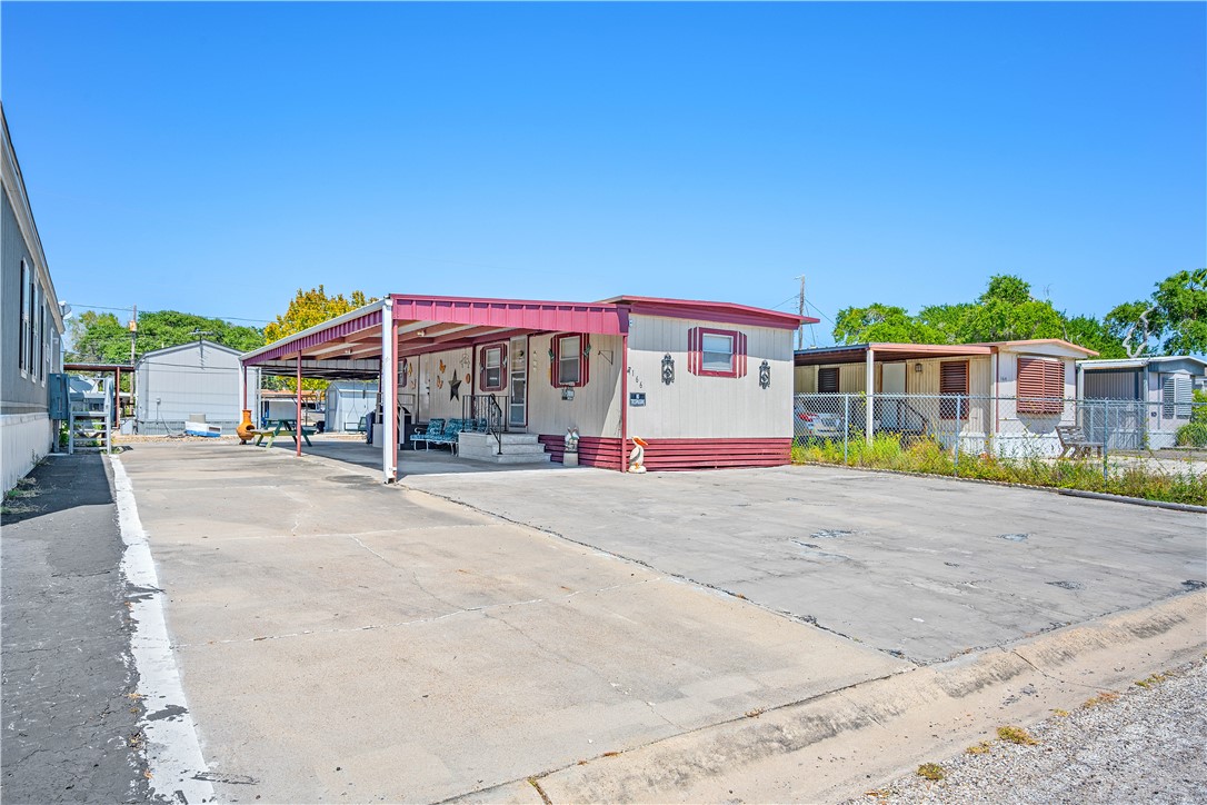 166 Morrow St Property Photo 30
