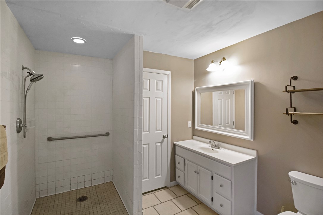 1410 Oriole Property Photo 15