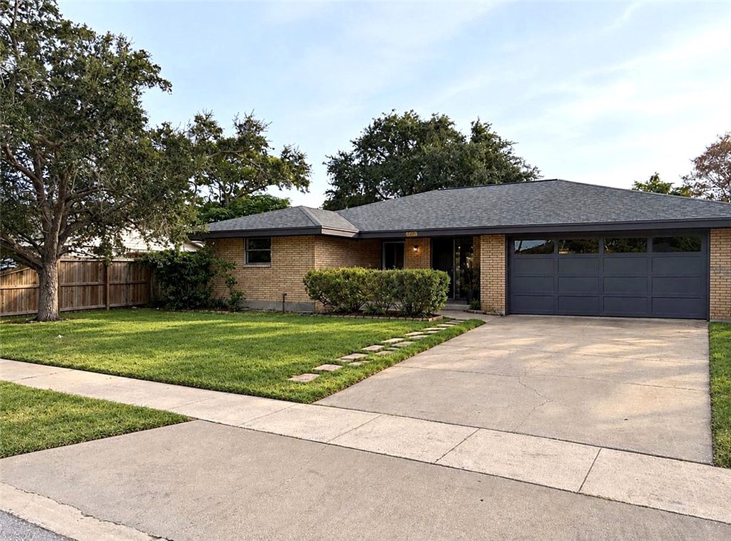 4425 Ohara Dr Property Photo 1