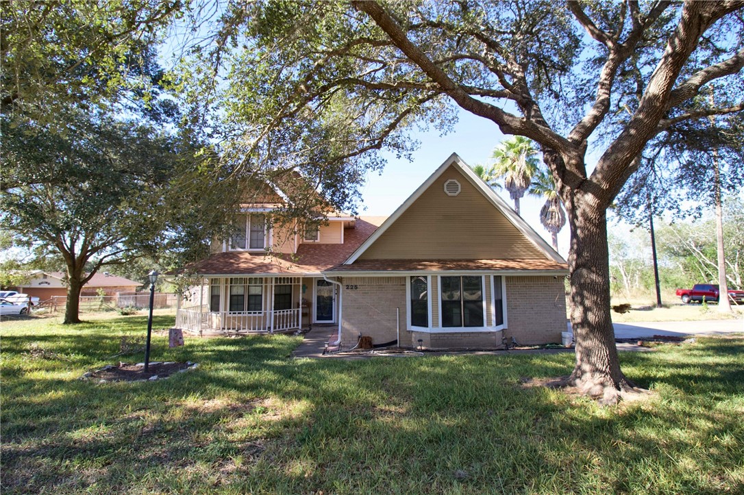 225 Linney Lane Property Photo 2