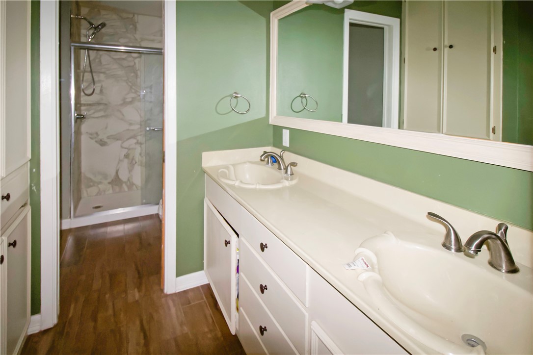 225 Linney Lane Property Photo 14
