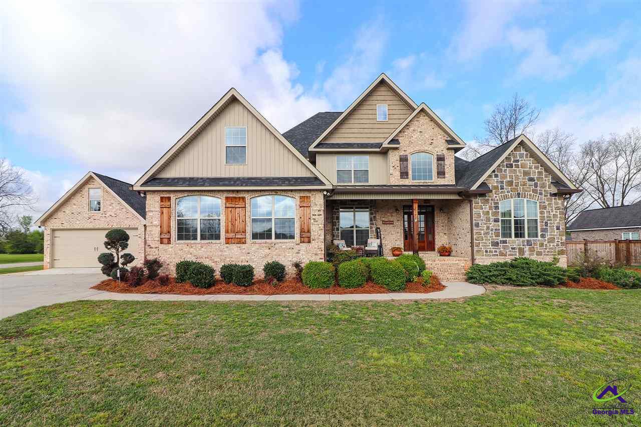 15 Courtney Drive Property Photo 1