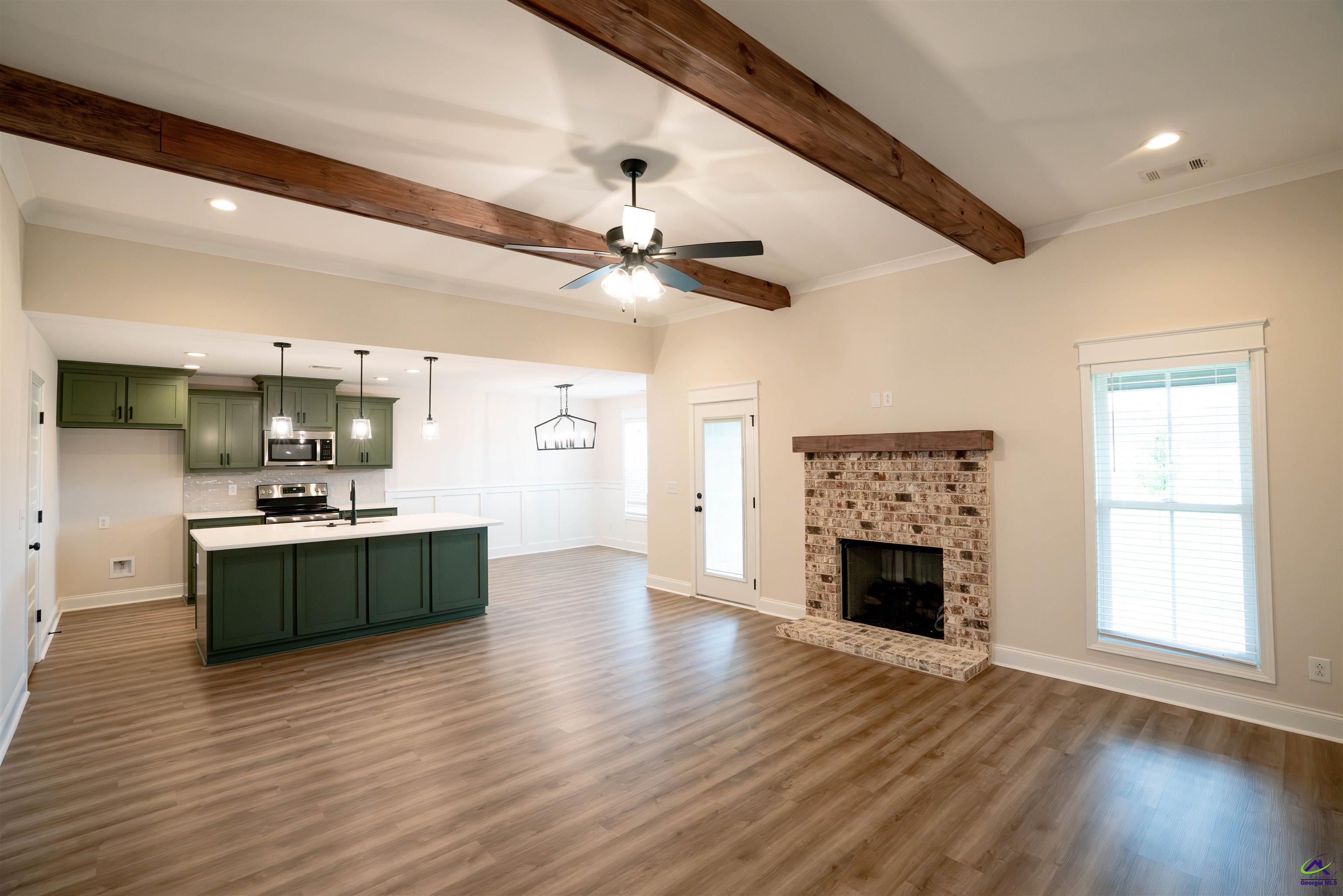 208 Saraland Trail Property Photo 4