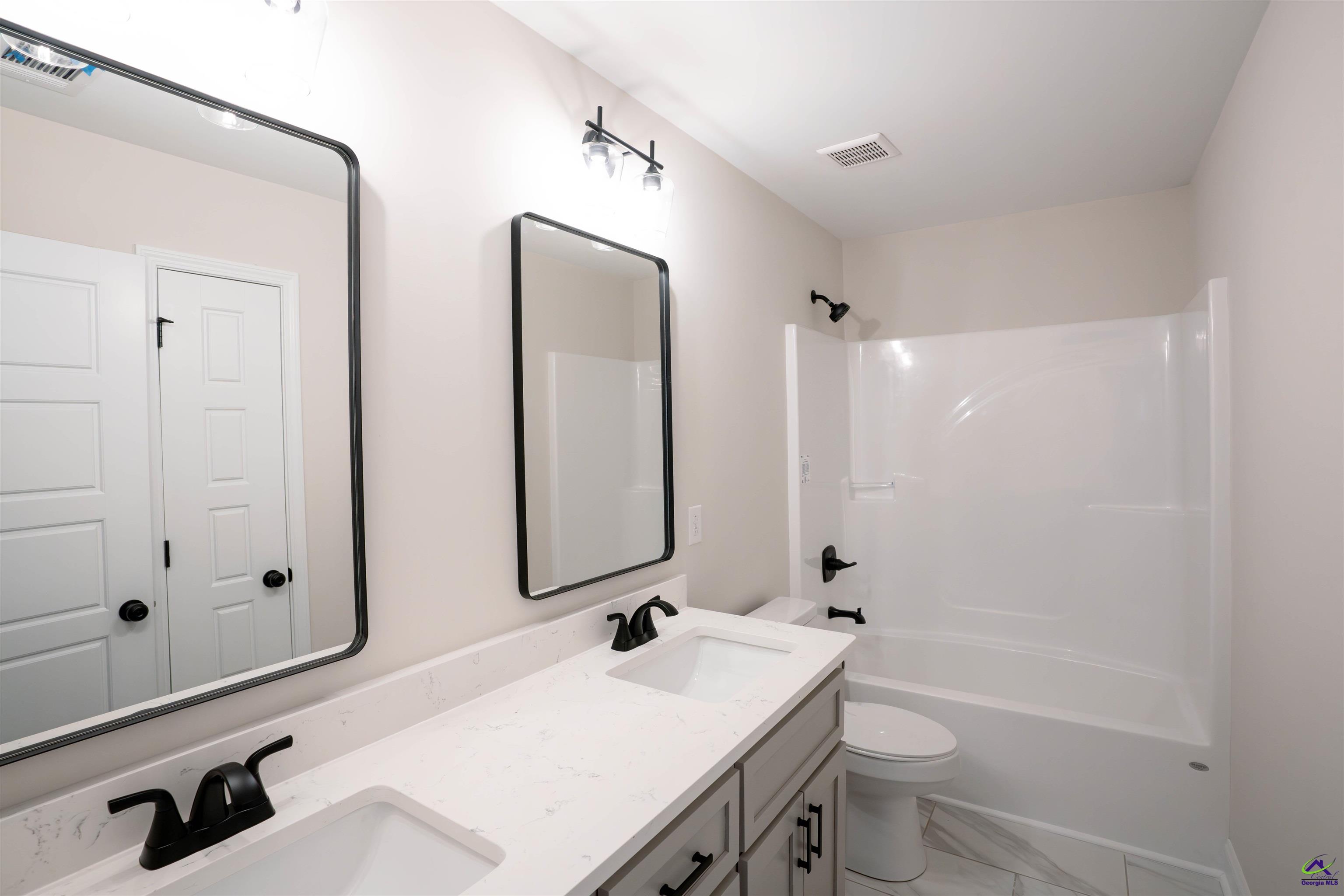 208 Saraland Trail Property Photo 23