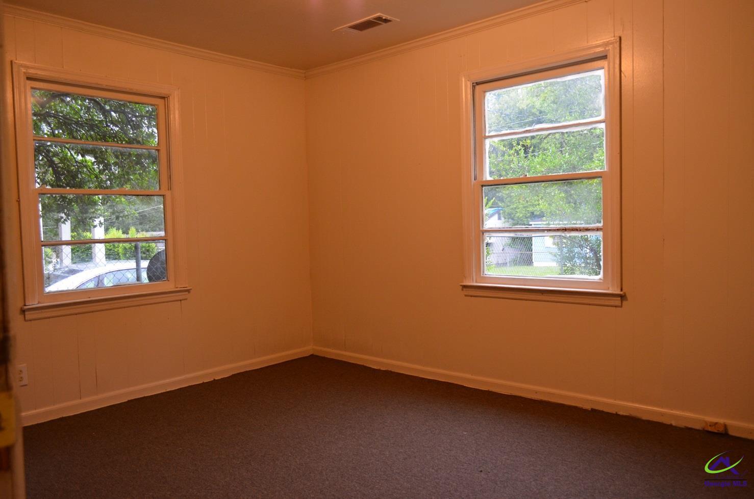 1546 Dexter Avenue Property Photo 5