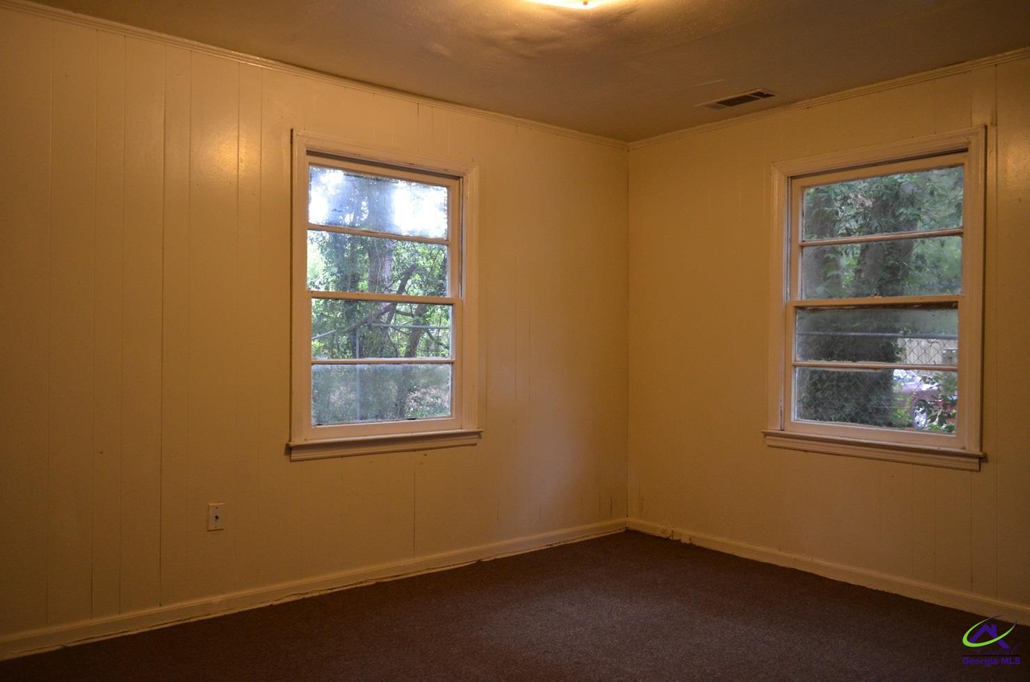1546 Dexter Avenue Property Photo 6