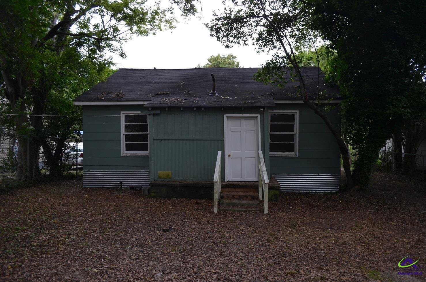 1546 Dexter Avenue Property Photo 9