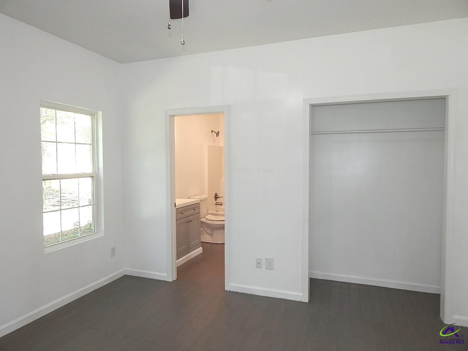 202 Barron Street Property Photo 17