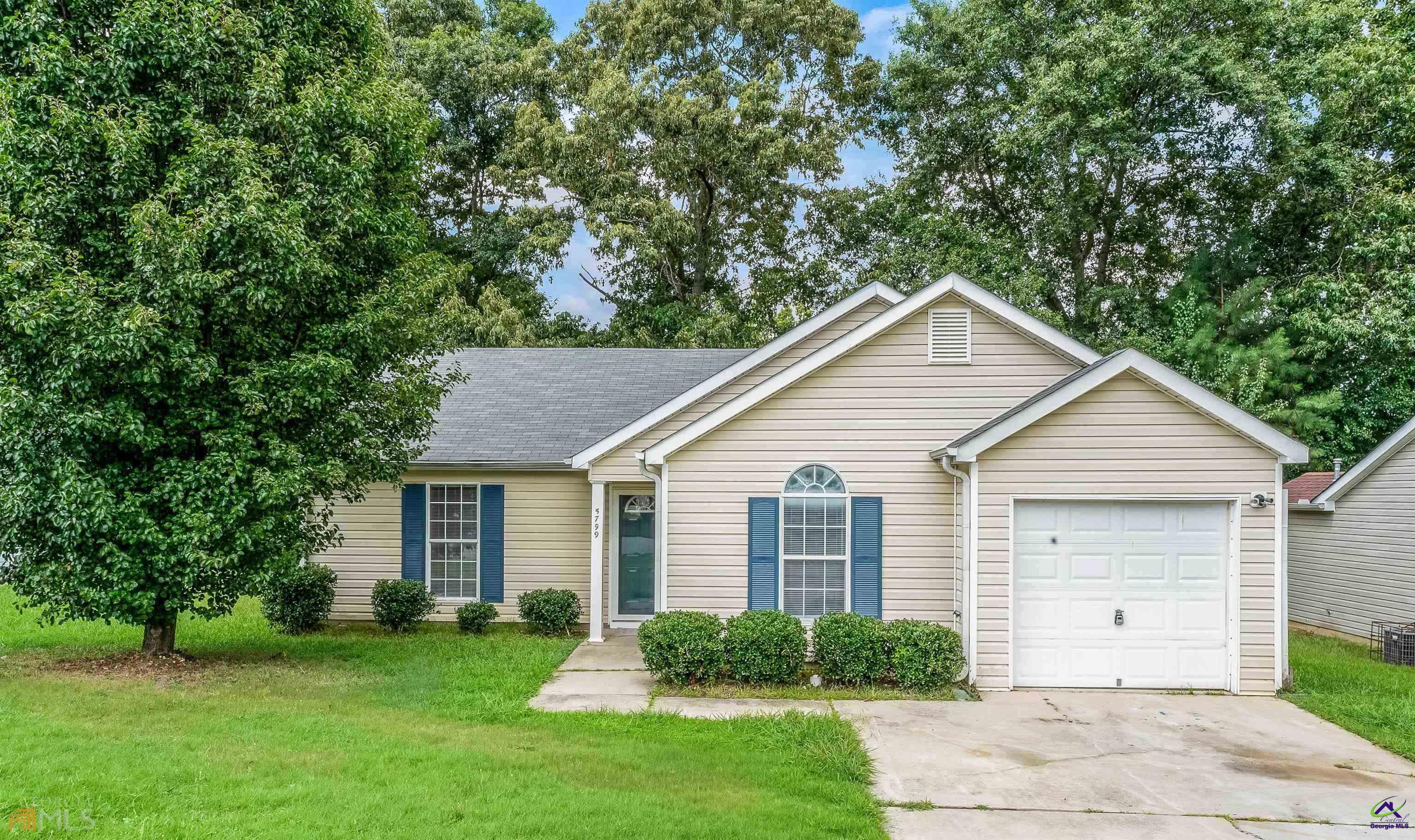 5799 Eagles Feather Lane Property Photo