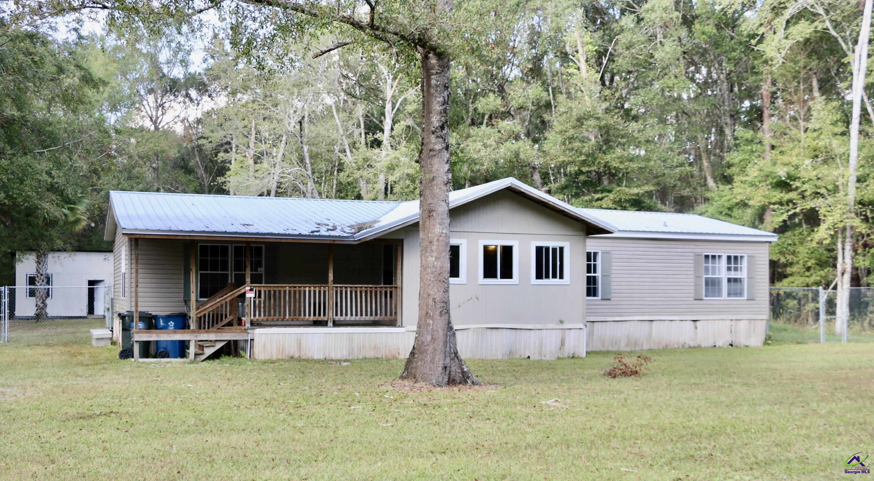 549 Old Ccc Road Property Photo