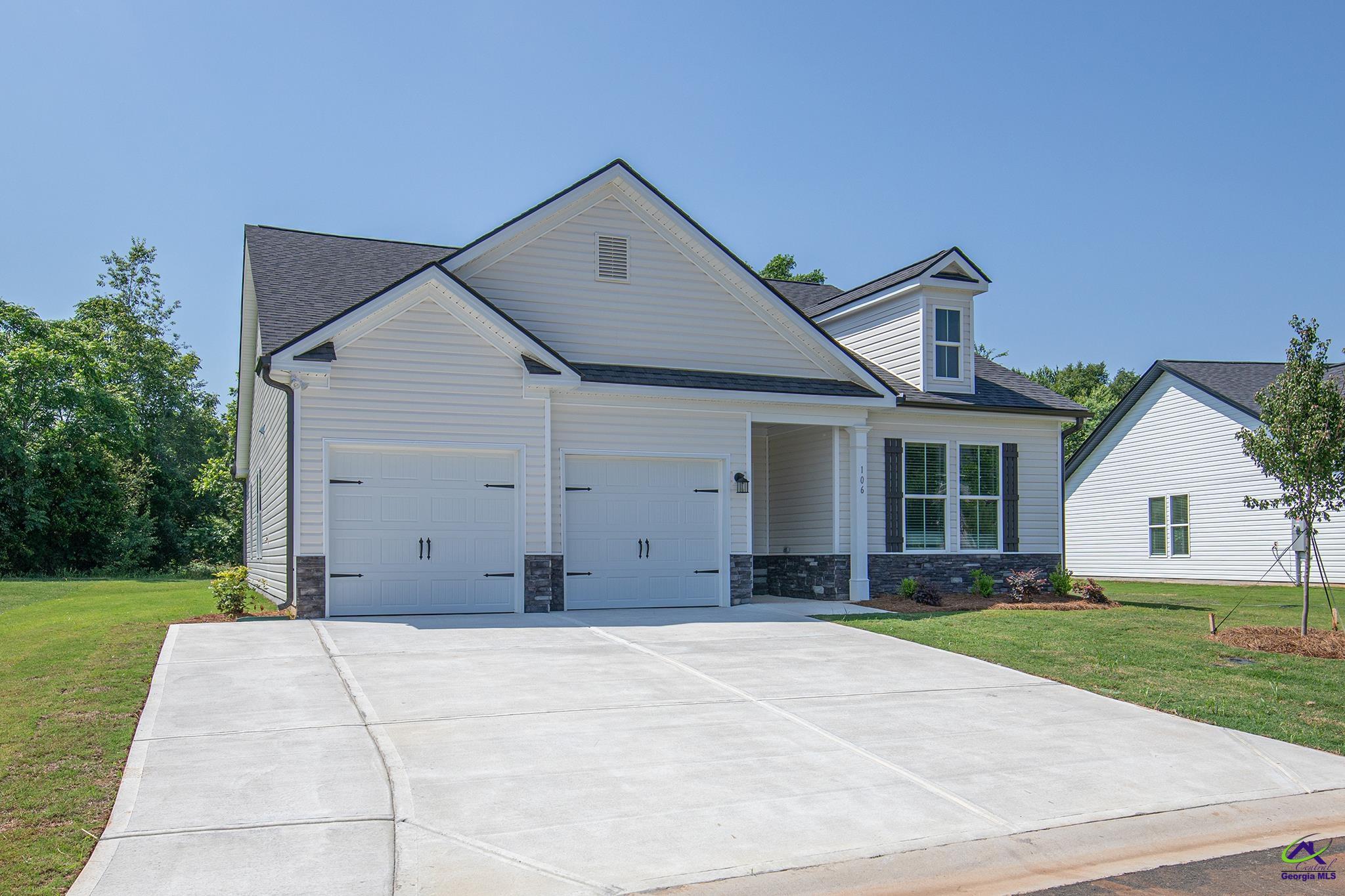 106 Breakwater Way Property Photo 3