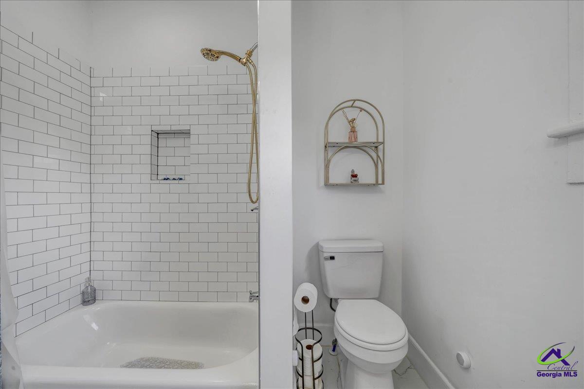505 Engram Street Property Photo 21