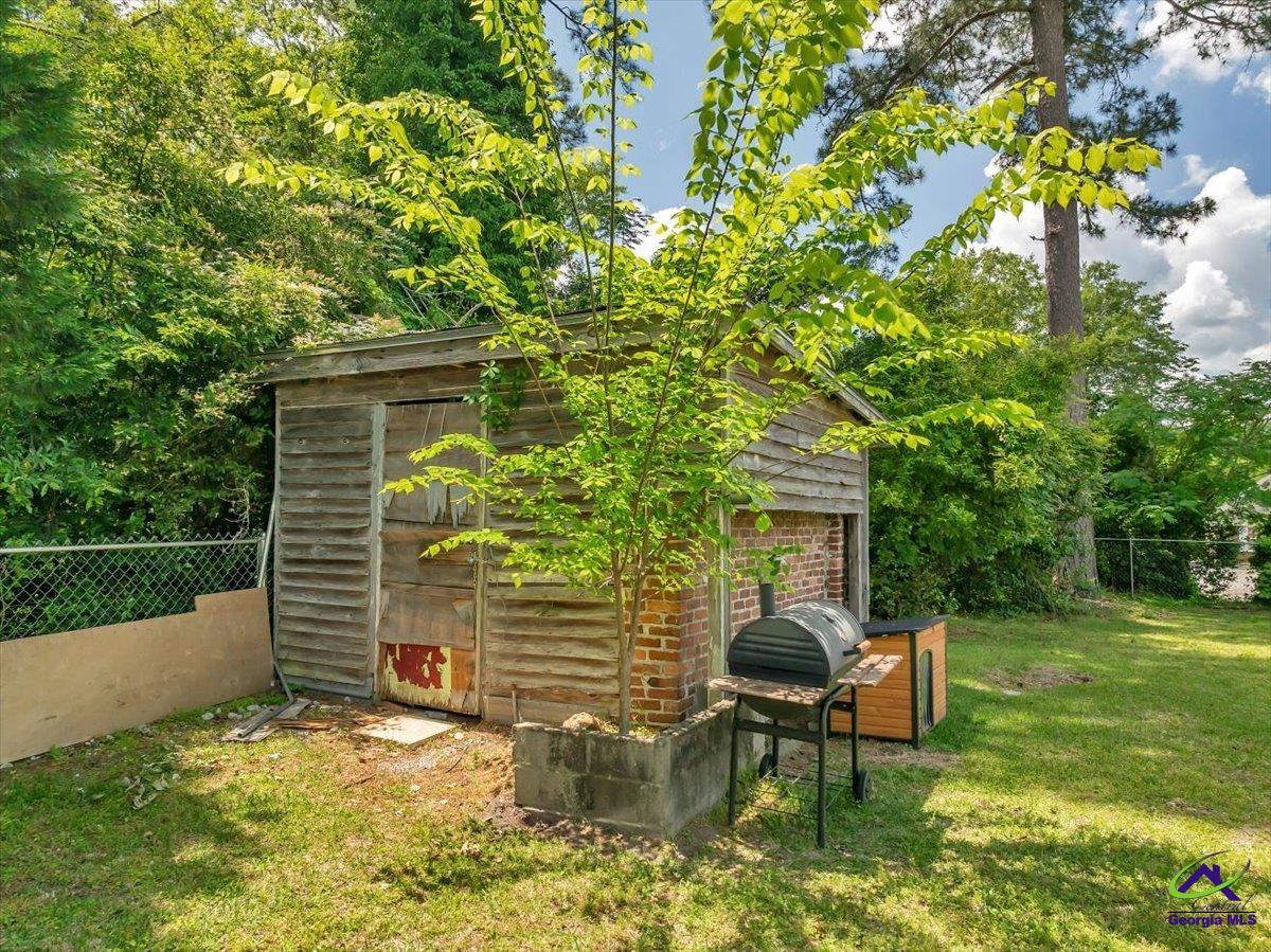 505 Engram Street Property Photo 30