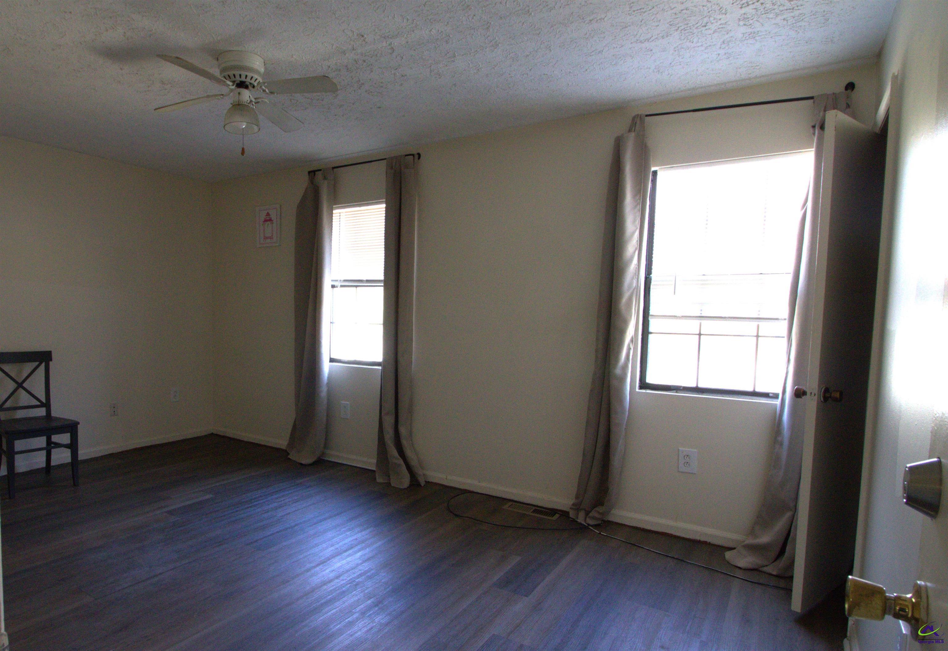 303 Leisure Lake Drive Property Photo 6