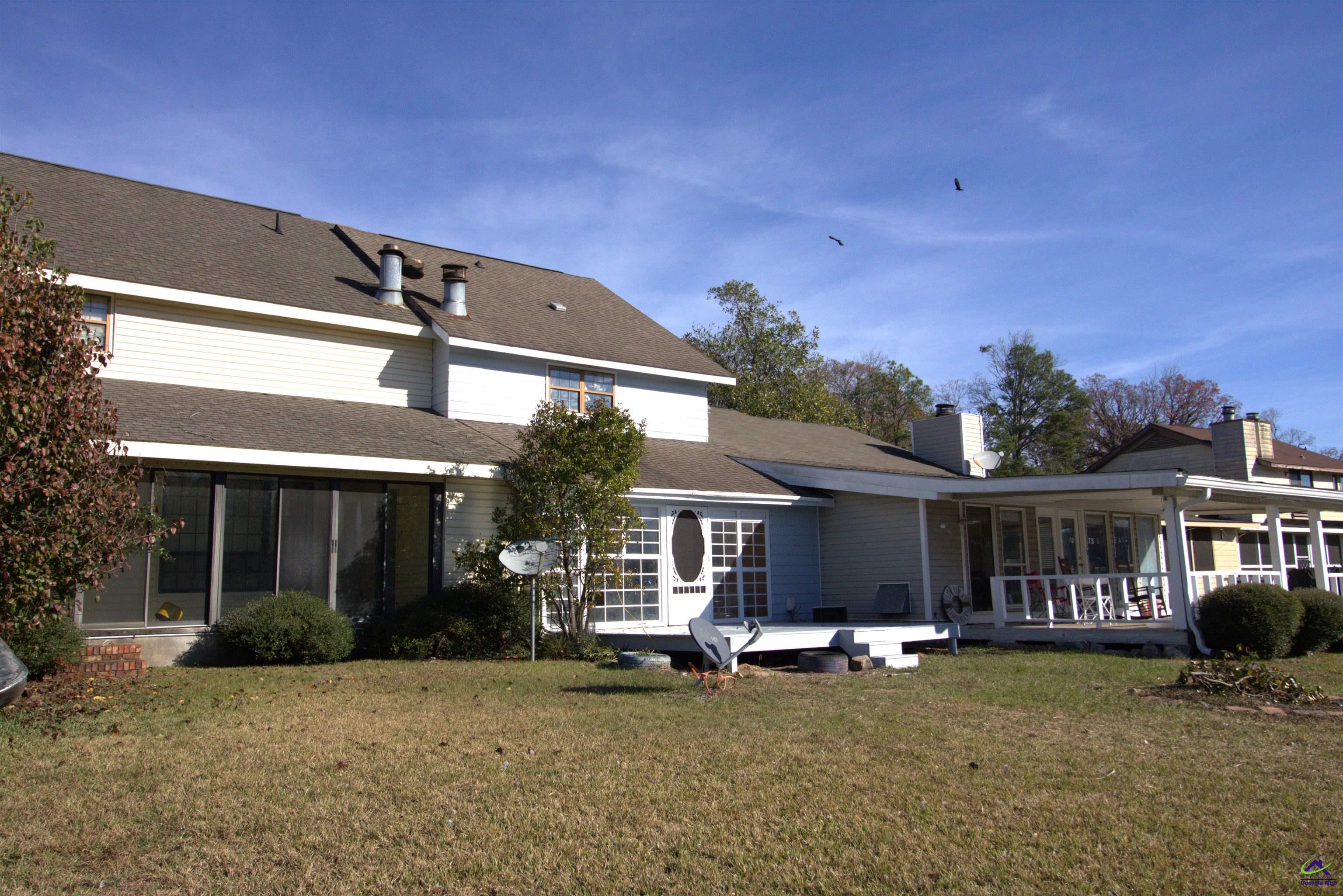 303 Leisure Lake Drive Property Photo 12