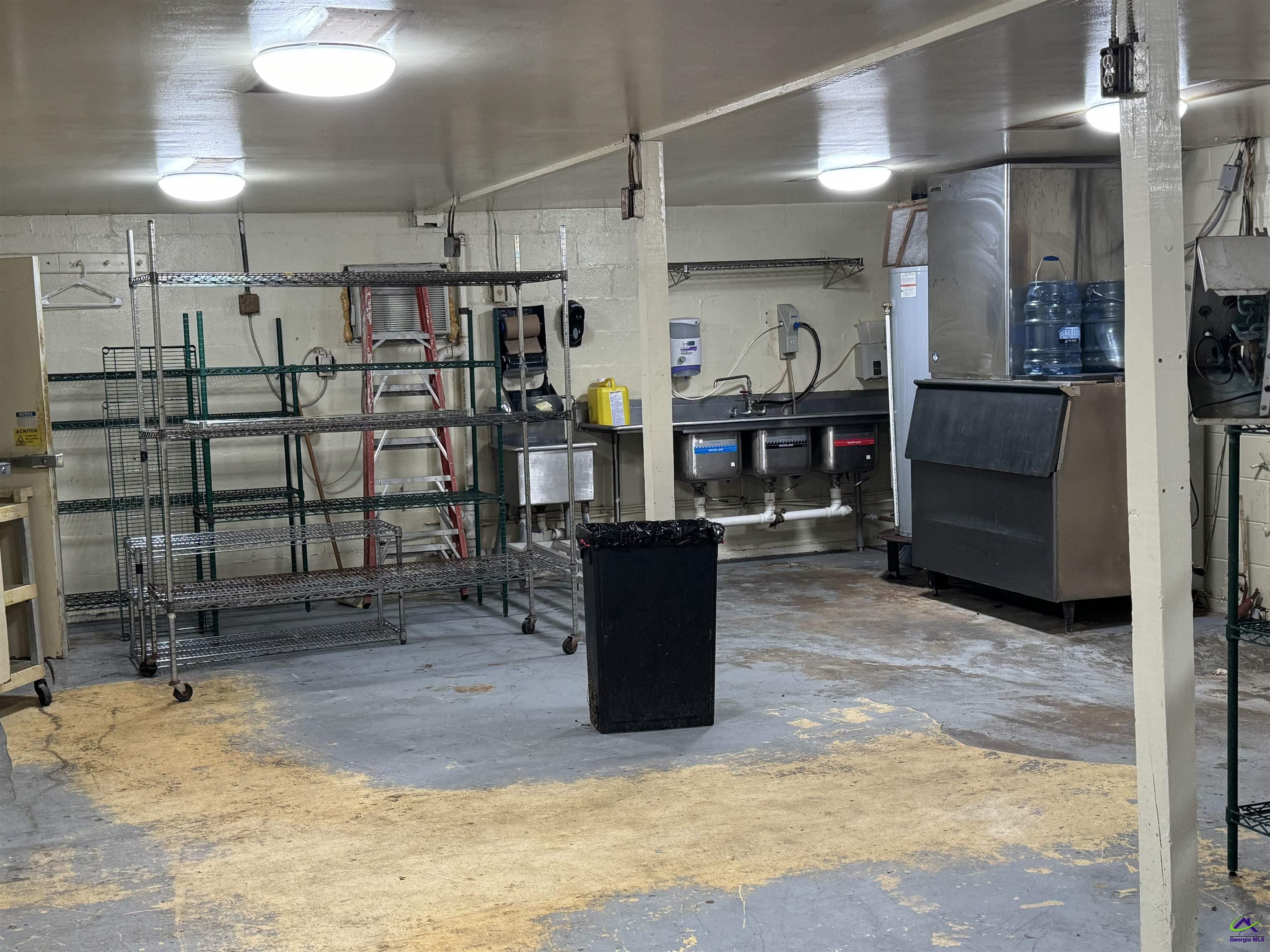 109 Broad Street Property Photo 12