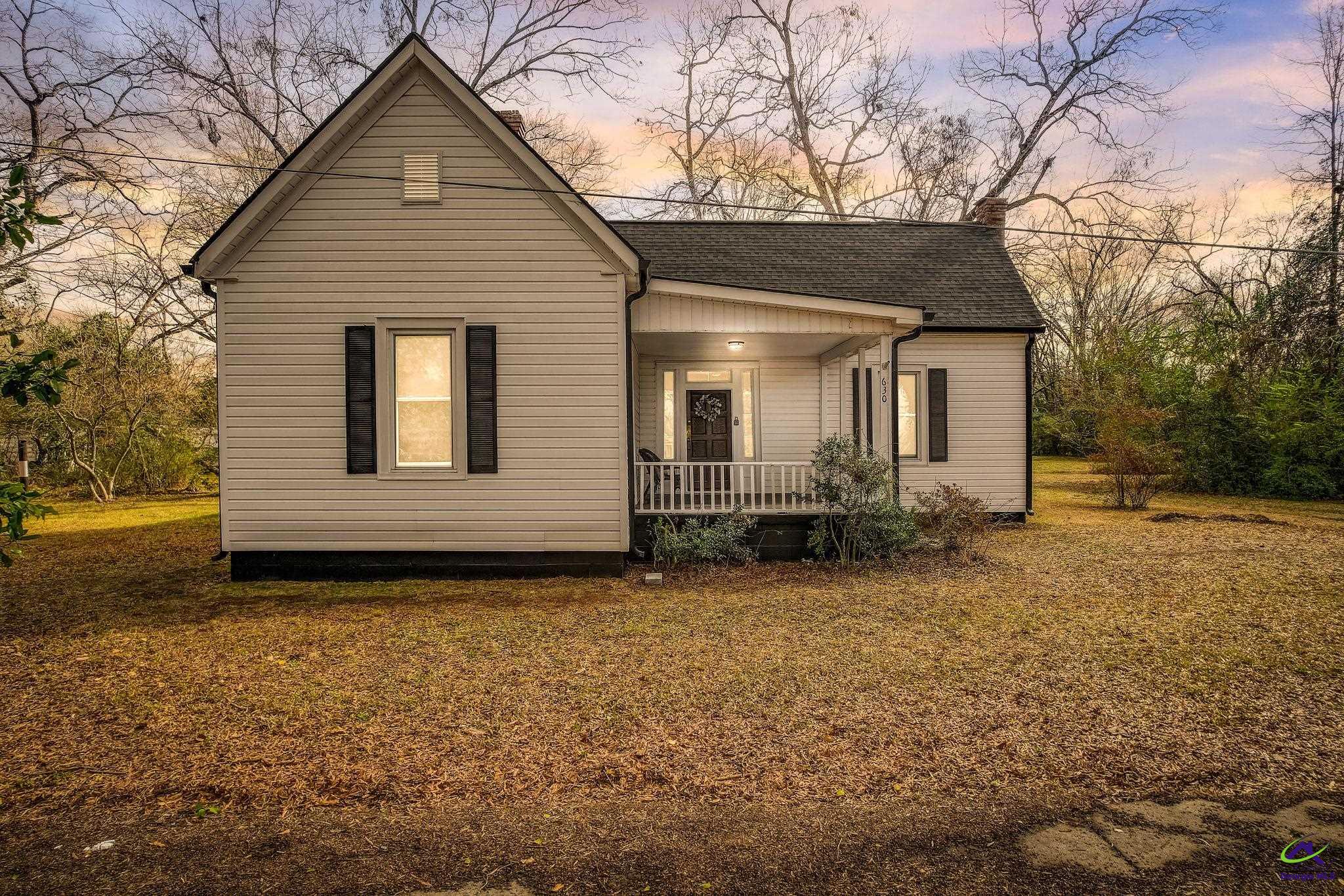 630 S Railroad Street Property Photo