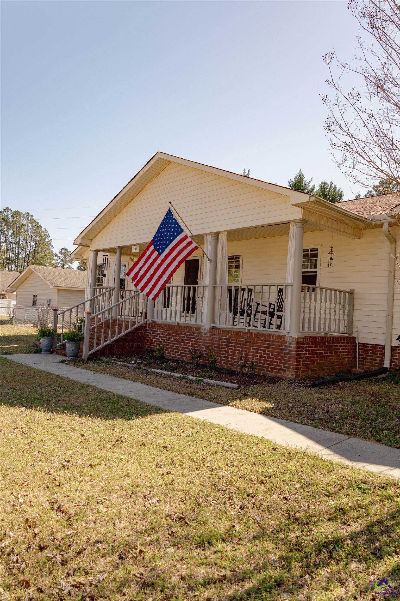 845 Tanglewood Circle Property Photo