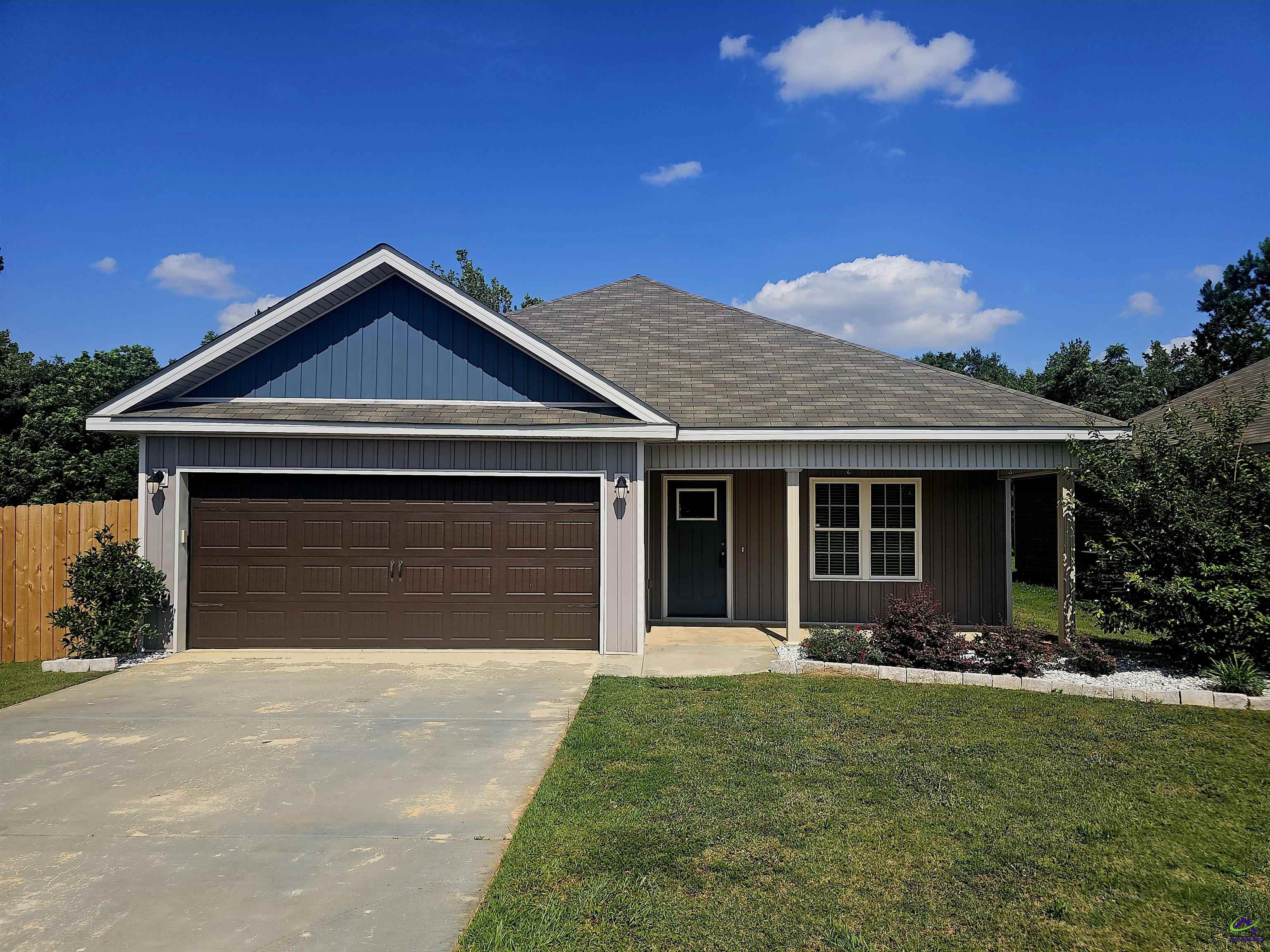 47 Cole Drive Property Photo