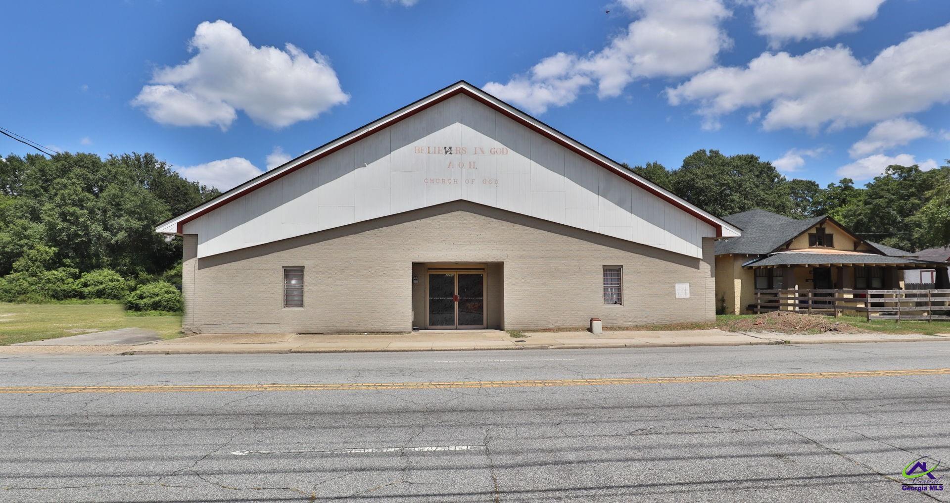 2403 Cusseta Road Property Photo 4