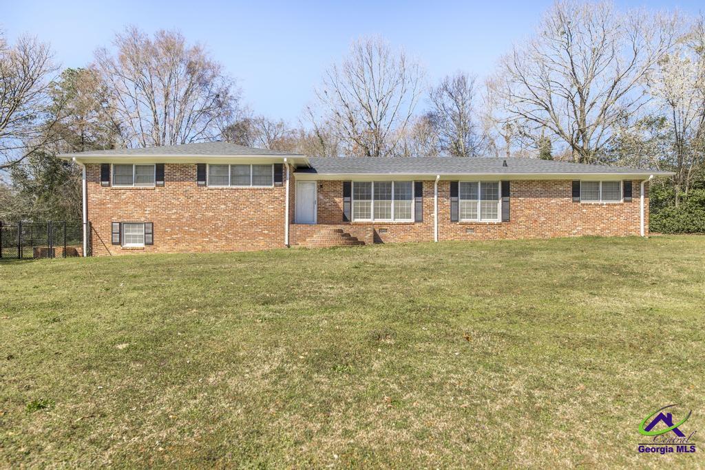 6417 Grantham Drive Property Photo 1