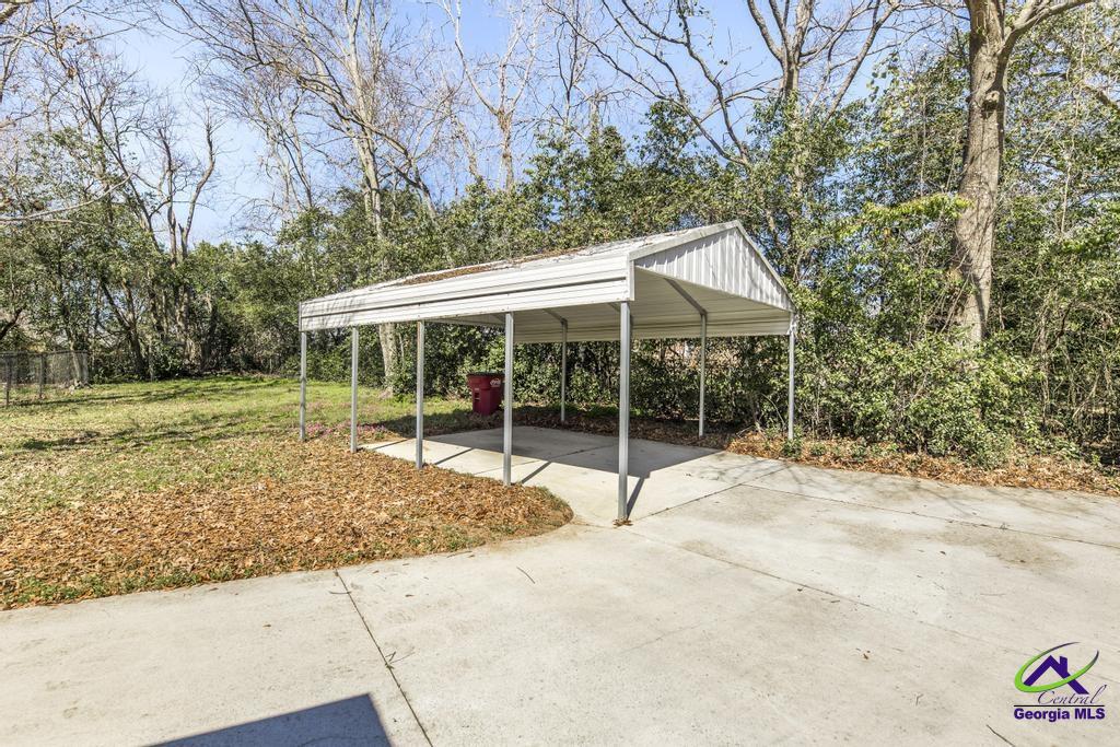6417 Grantham Drive Property Photo 36
