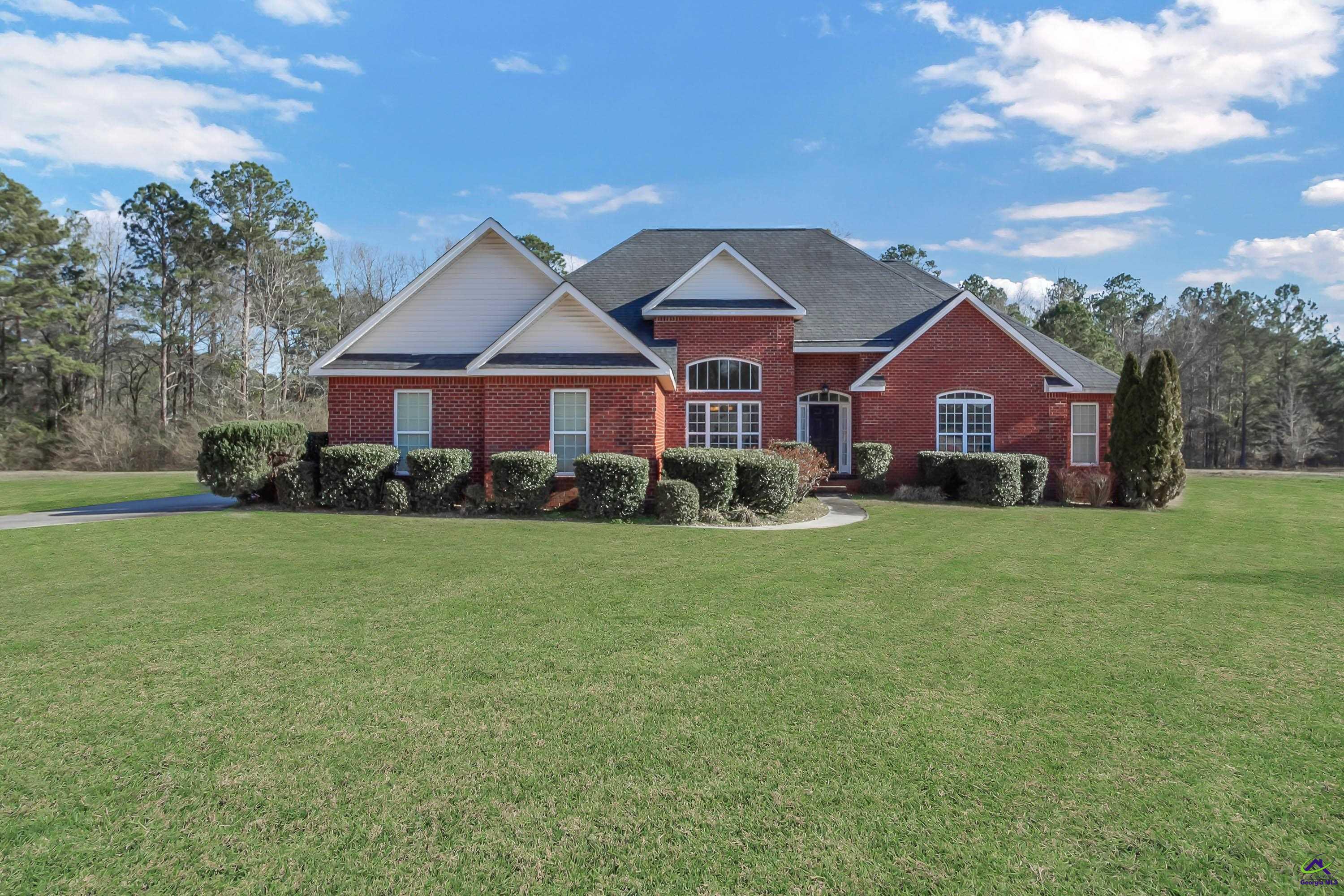 6531 Yellowstone Way Property Photo