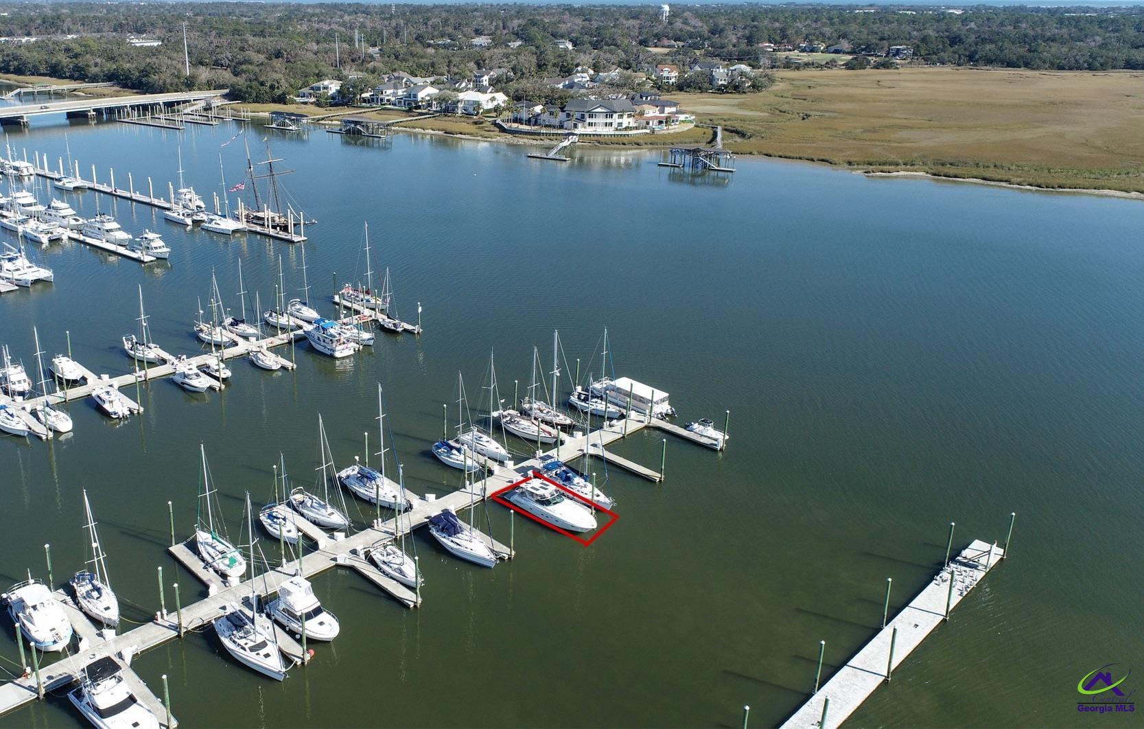 100 Marina Drive Property Photo 3
