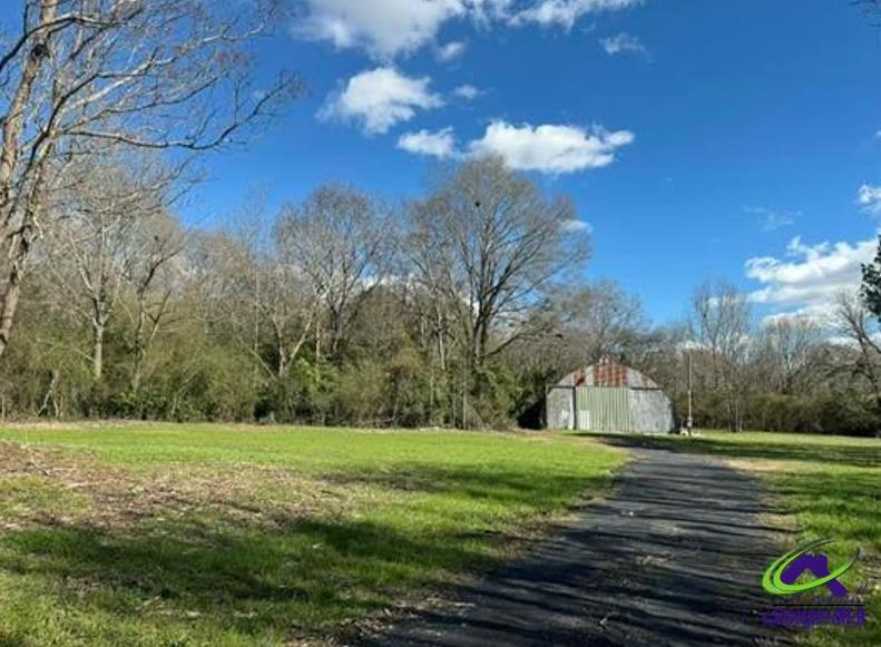 140 South Street Property Photo