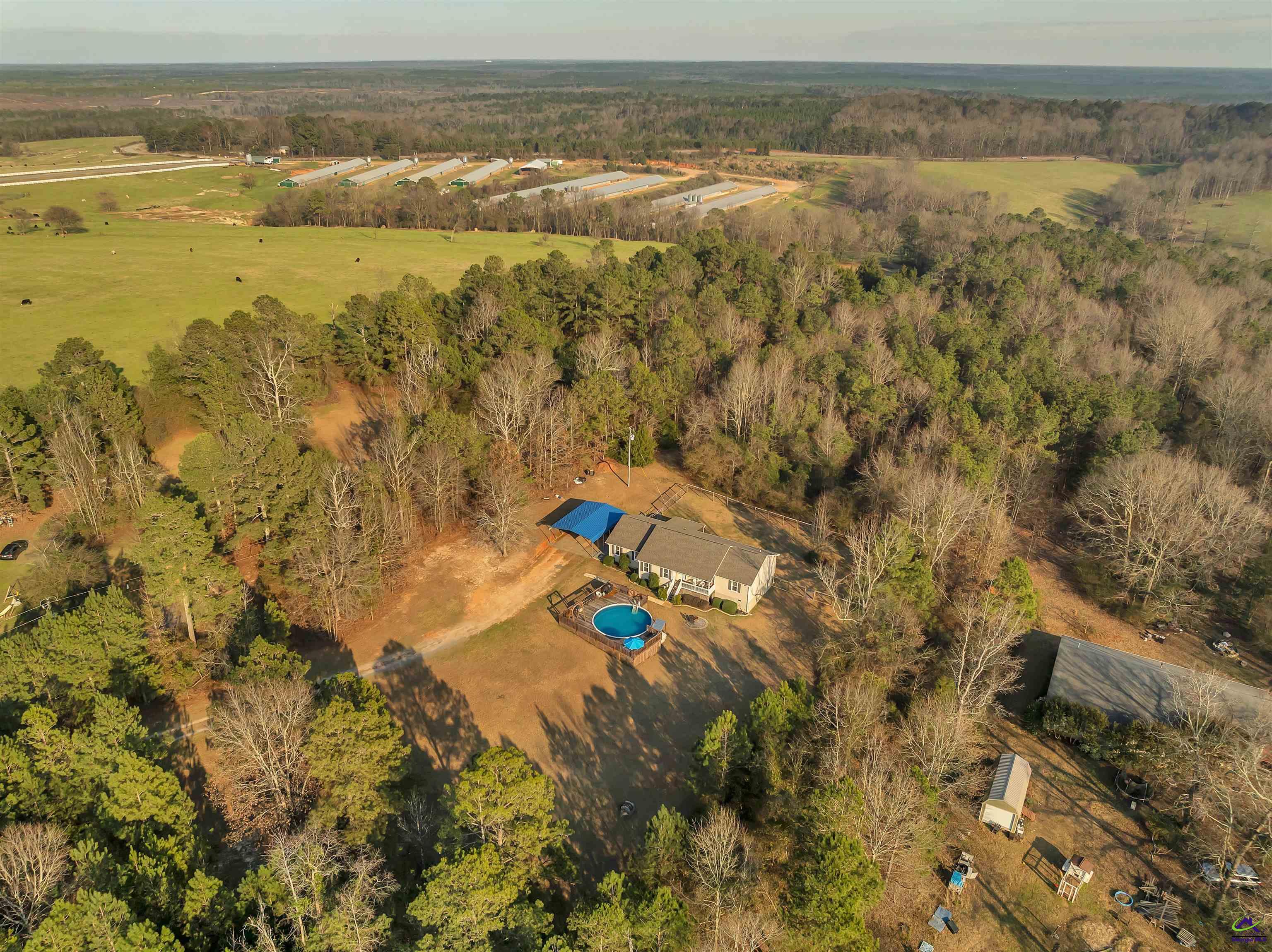 31050 Real Estate Listings Main Image