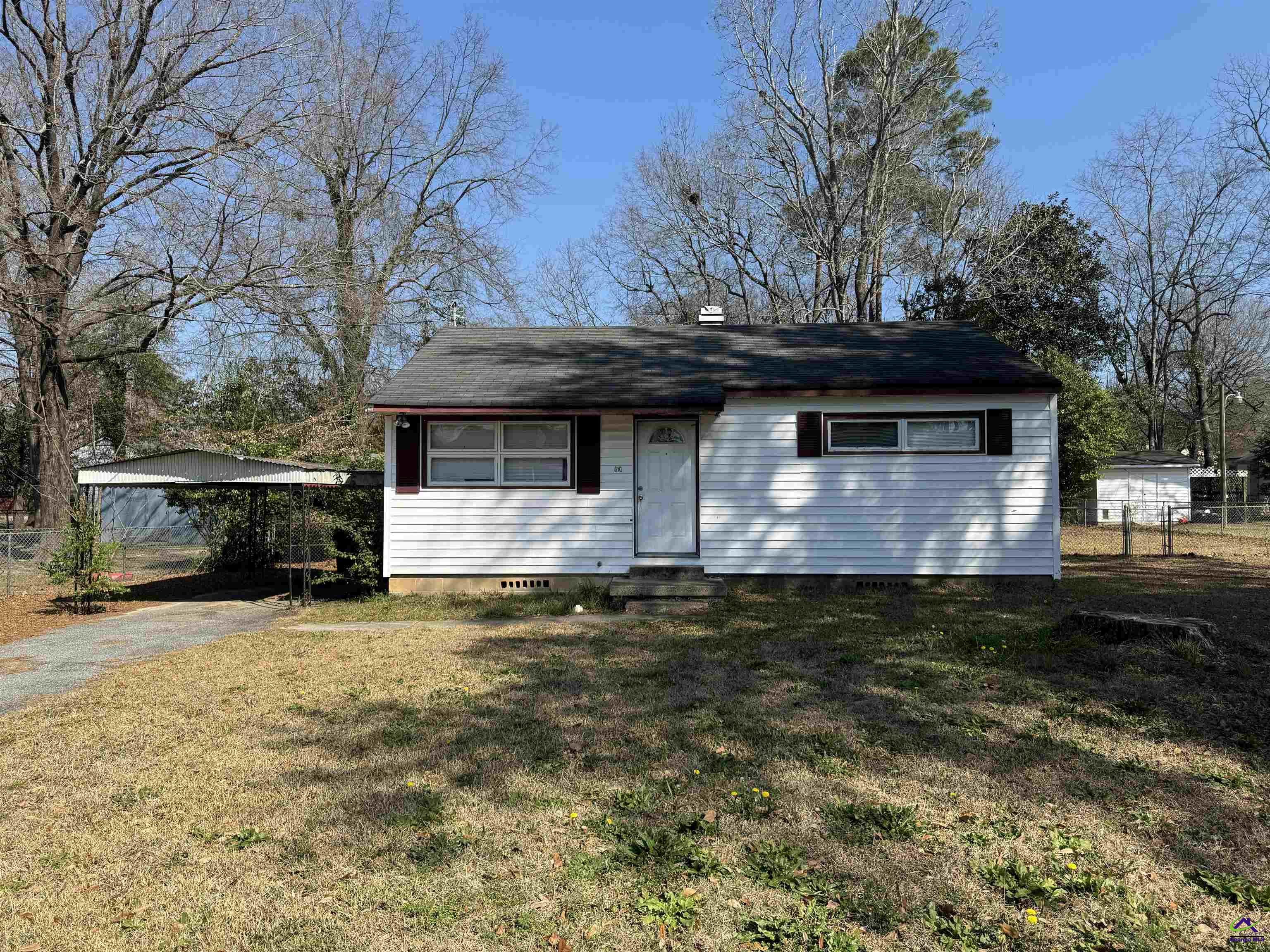 610 Paul Street Property Image
