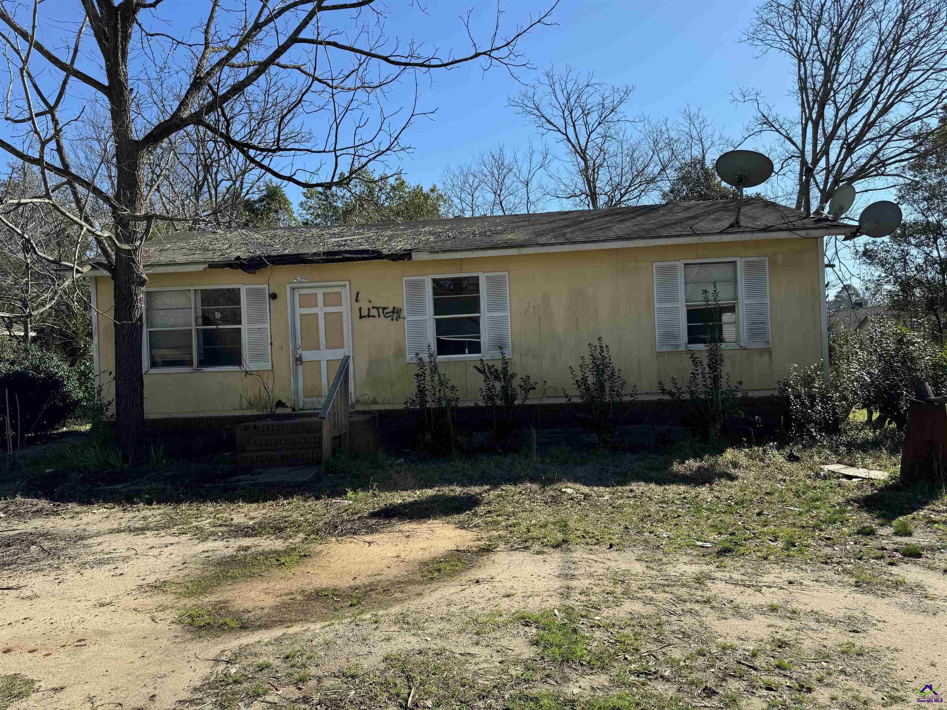 529 Hinton Street Property Photo