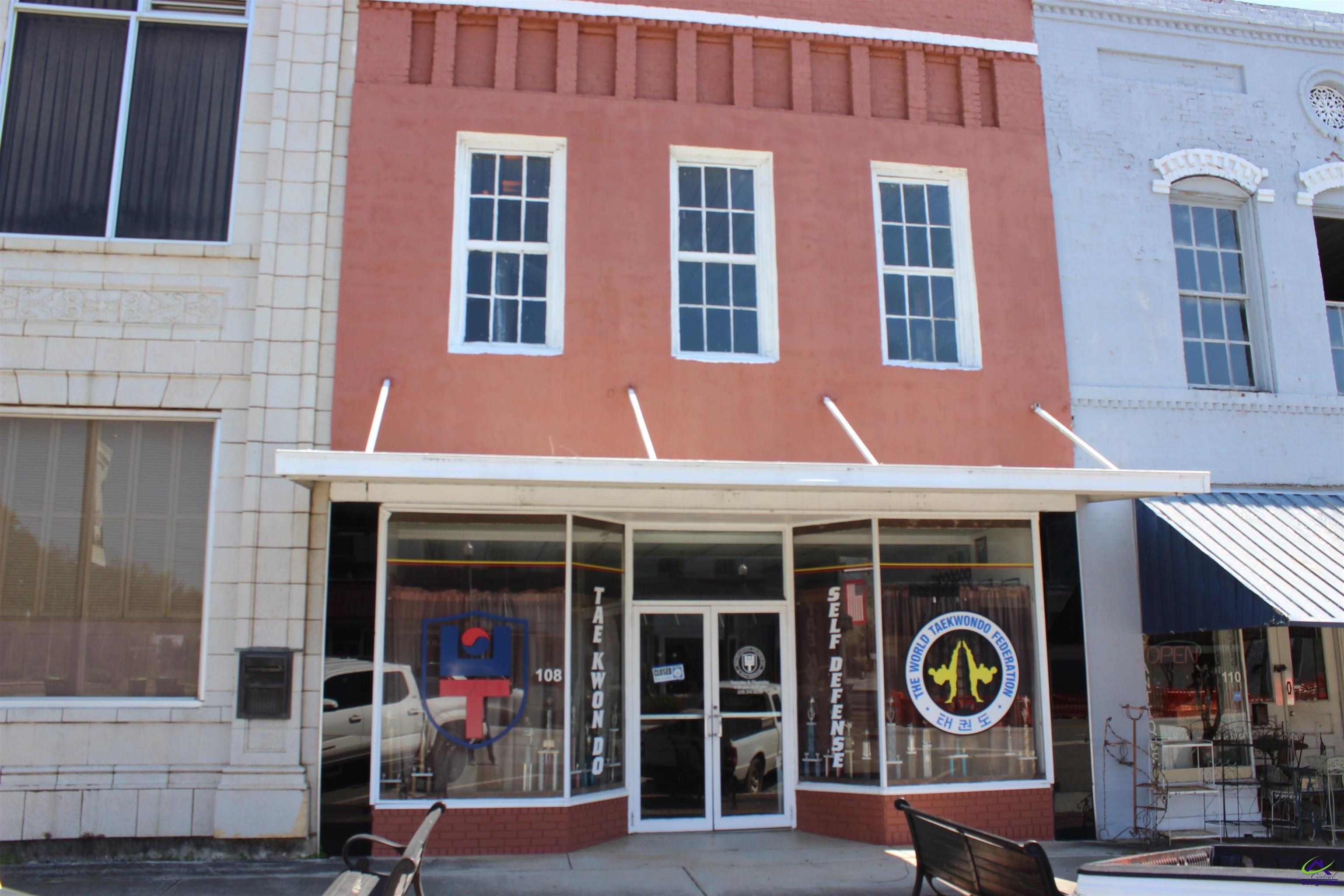 108 S Dooly Street Property Photo