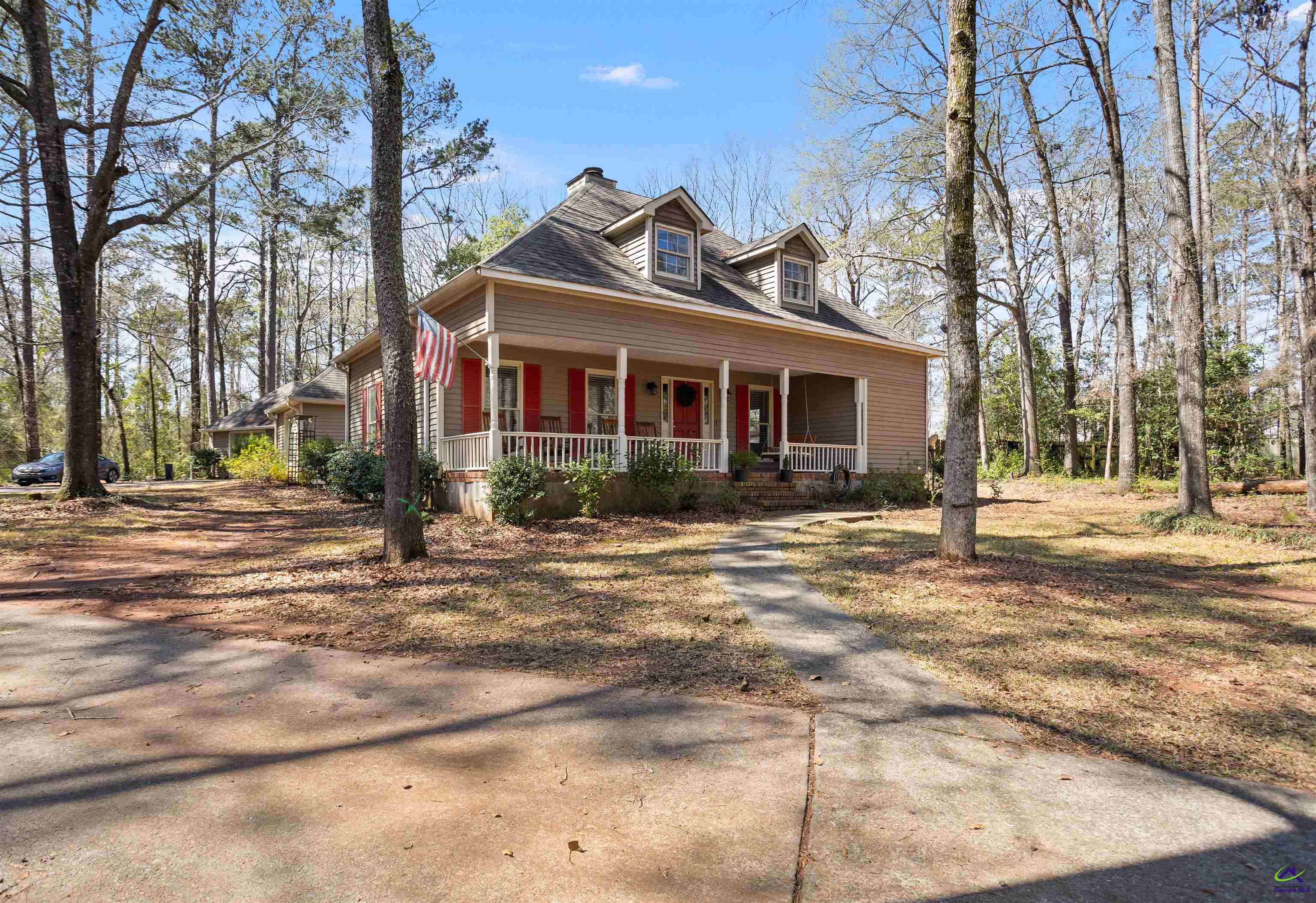 510 Folkstone Place Property Photo 2