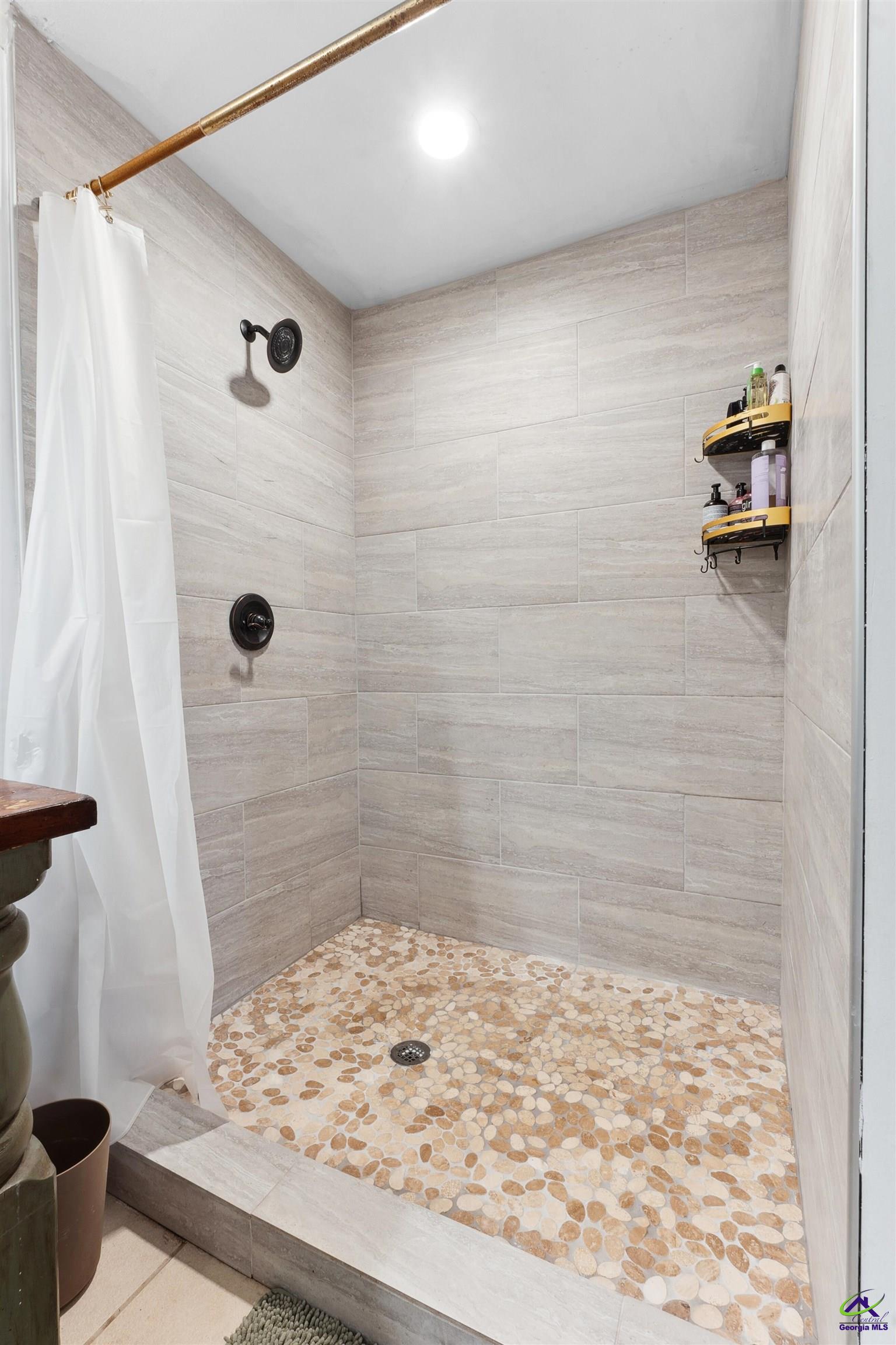 510 Folkstone Place Property Photo 15