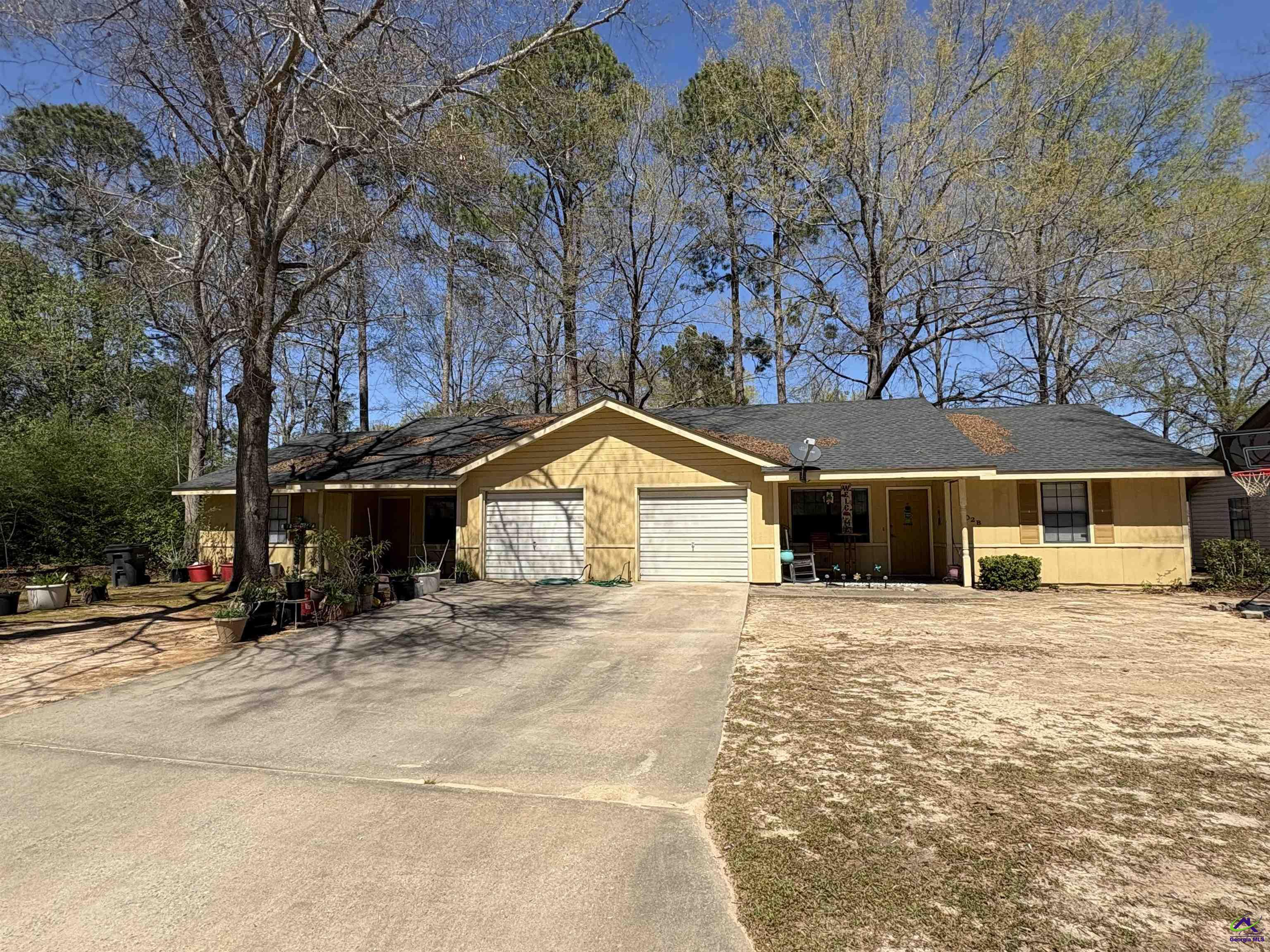 102 Sherwood Road Property Photo