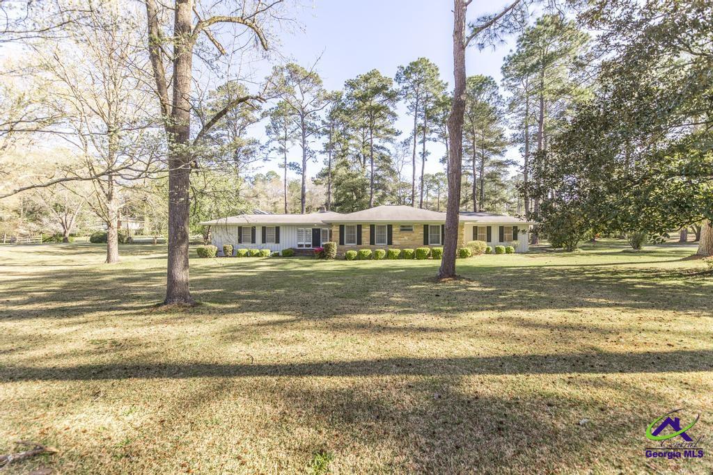 202 Leon Avenue Property Photo
