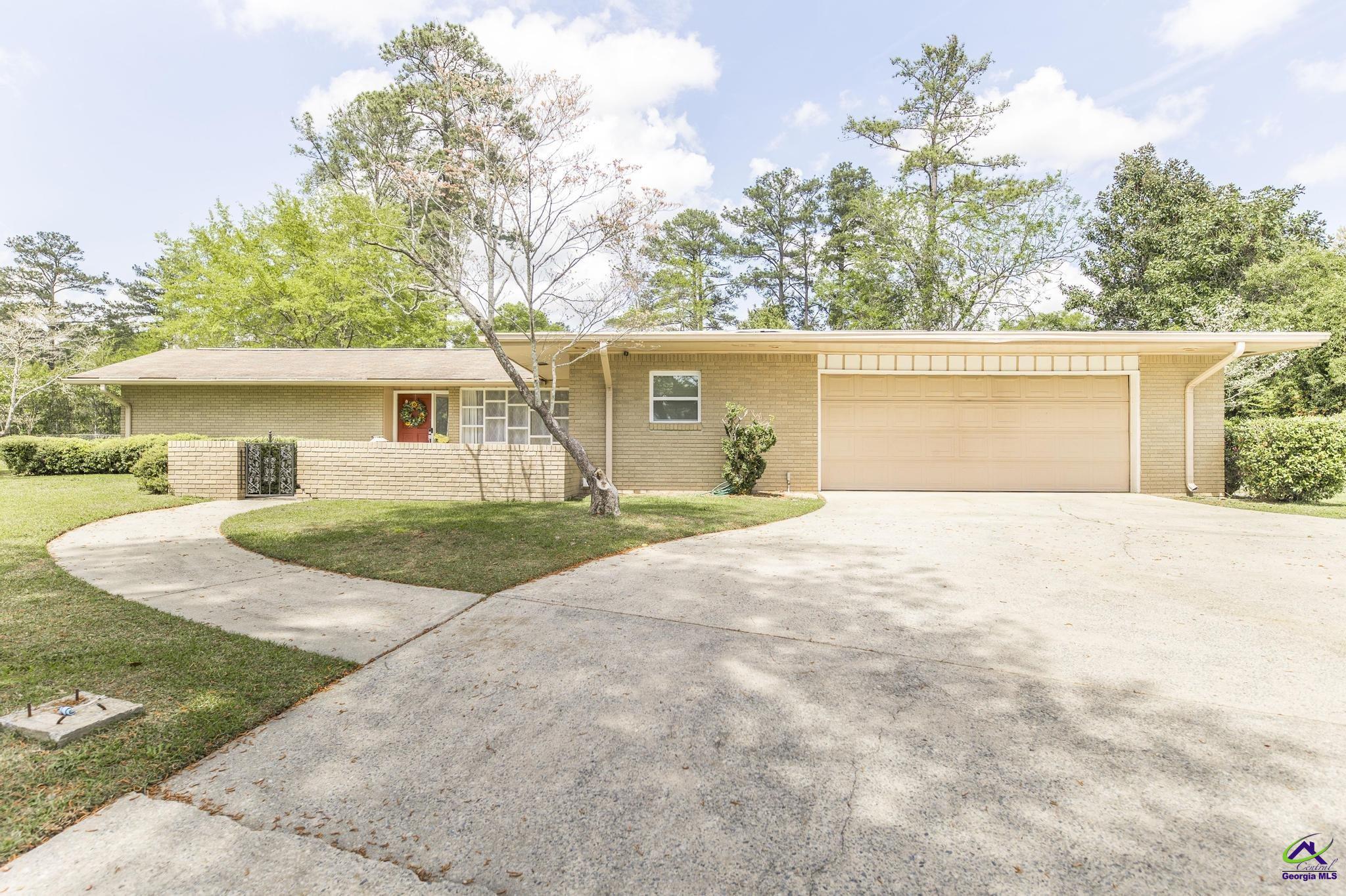 109 Deerwood Circle Property Image