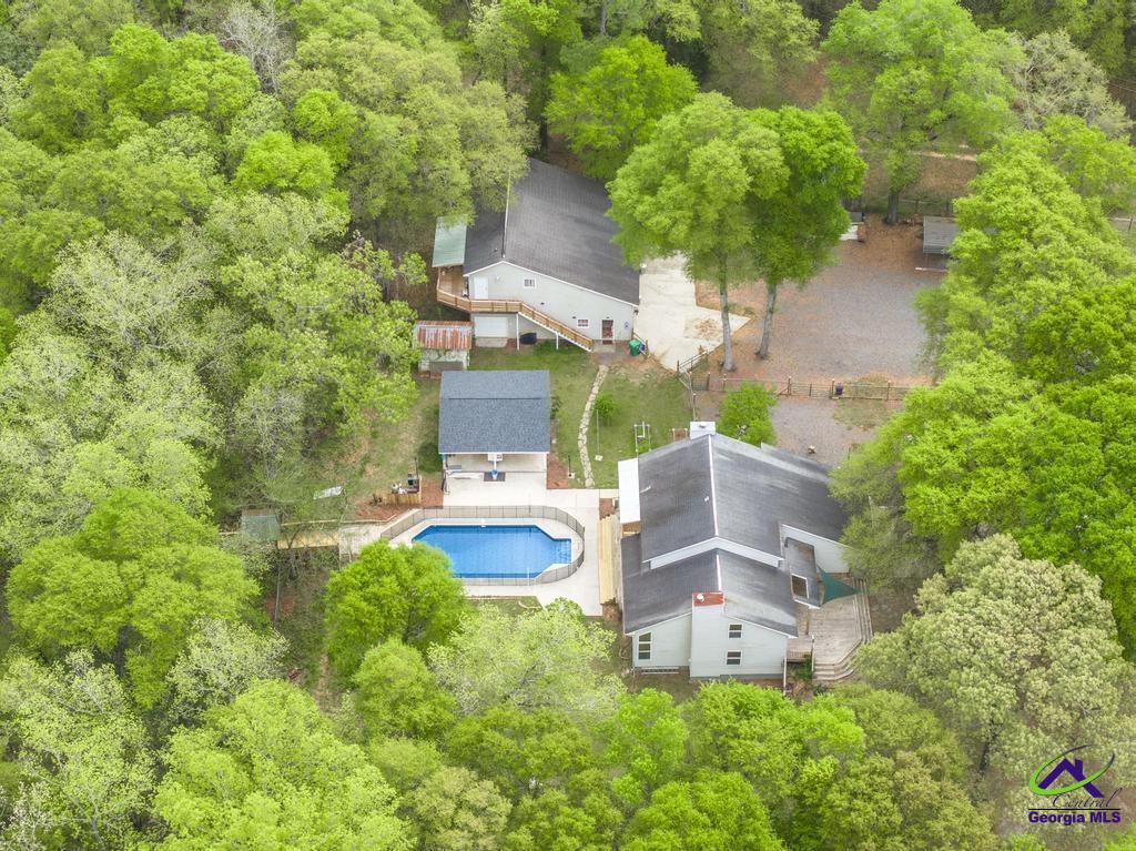 107 Waldorf Dr Property Photo 1