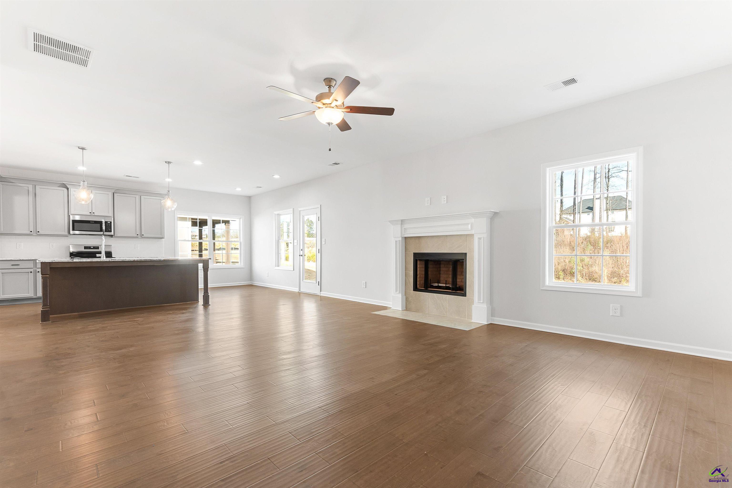 4622 Capulet Court Property Photo 18