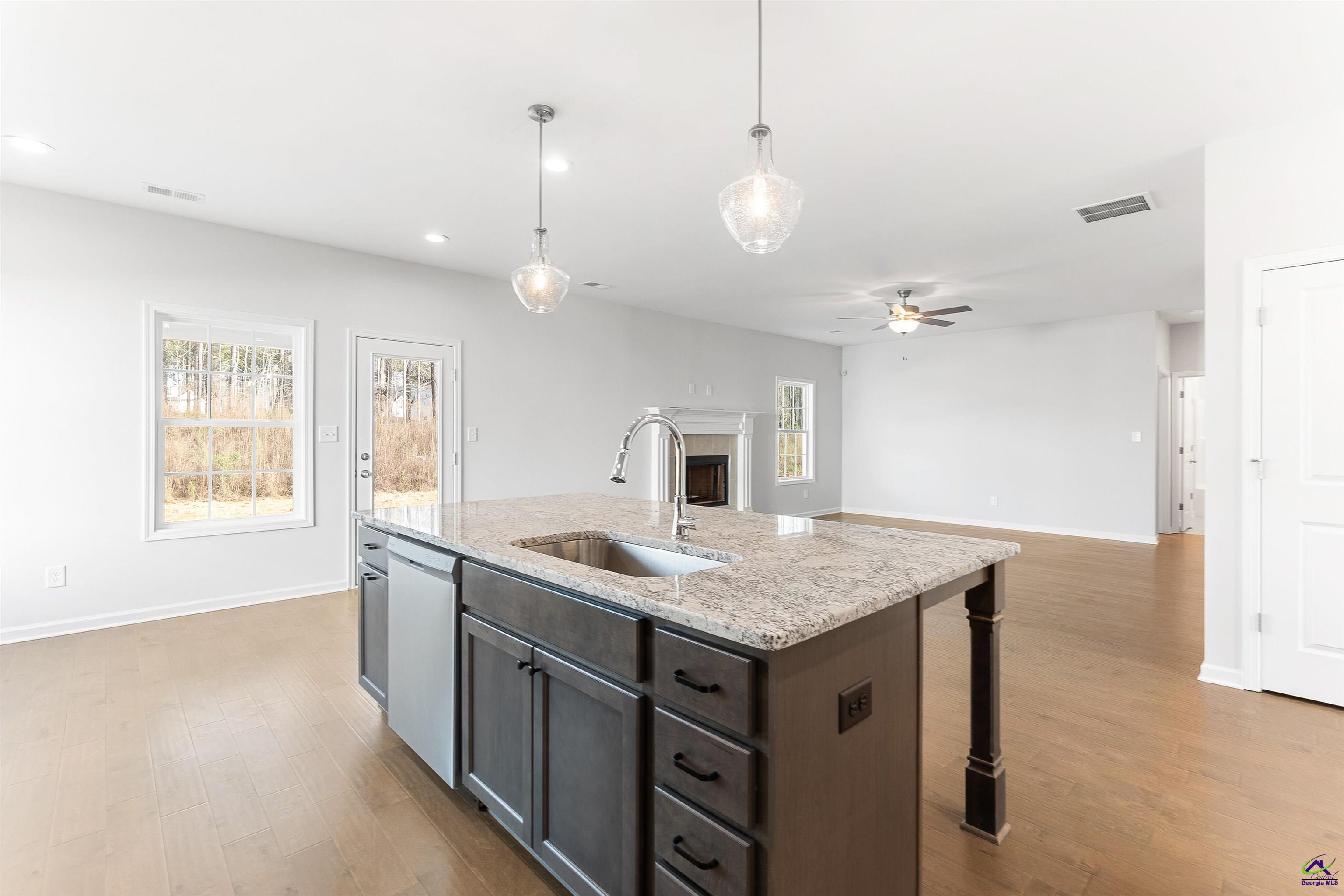 4622 Capulet Court Property Photo 32