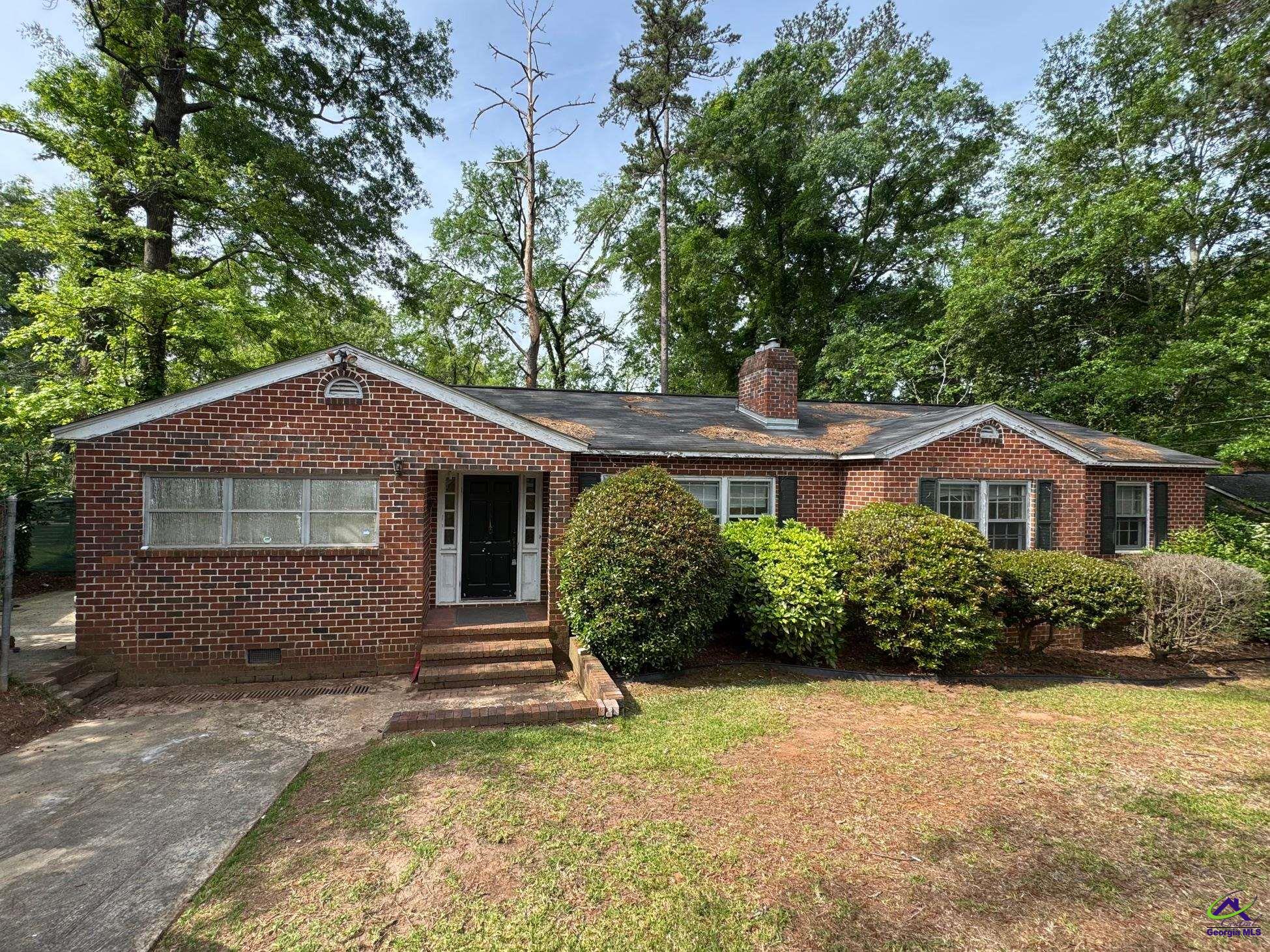 2410 Kingsley Drive Property Photo 1