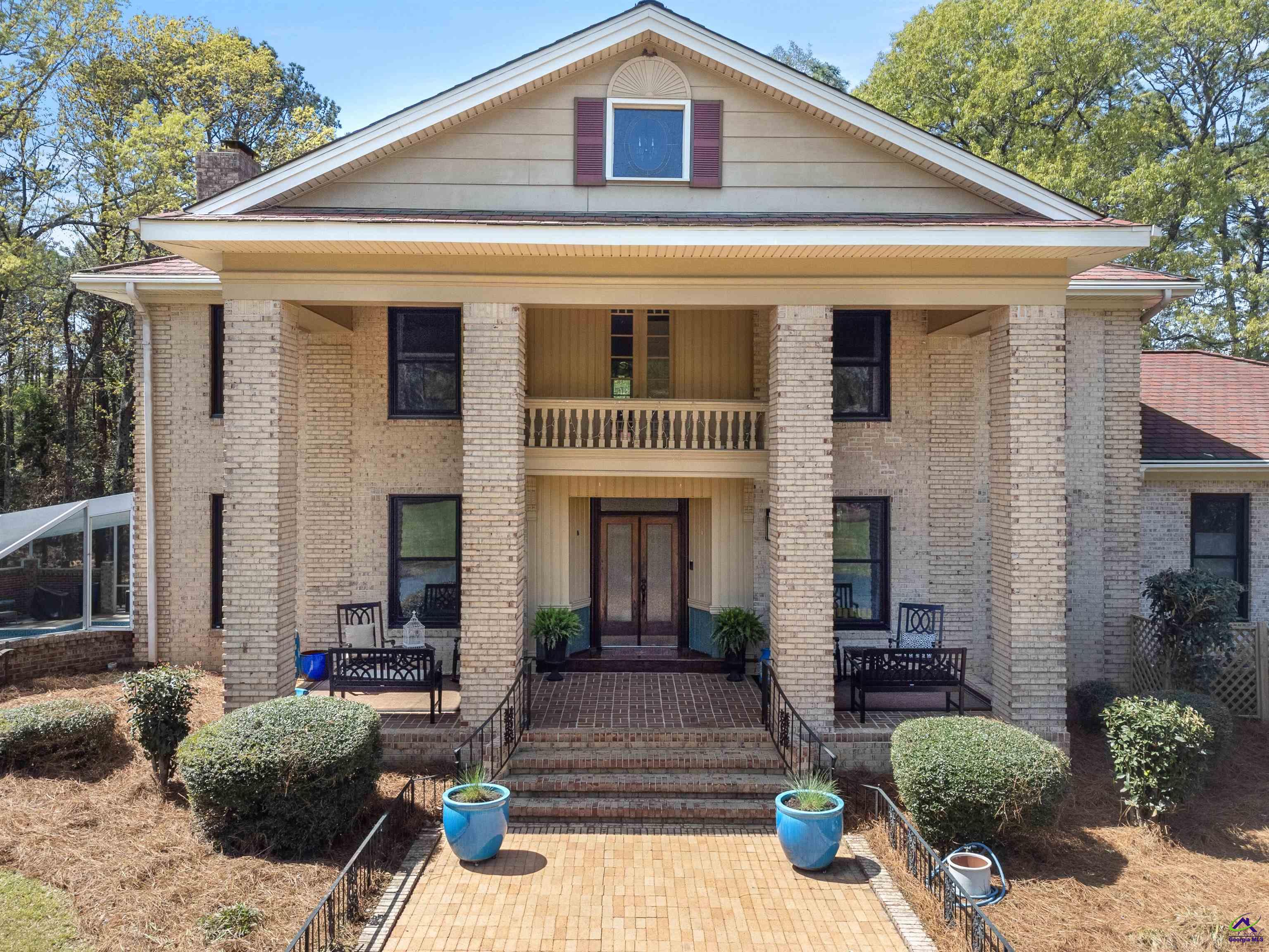 500 Beverly Drive Property Photo