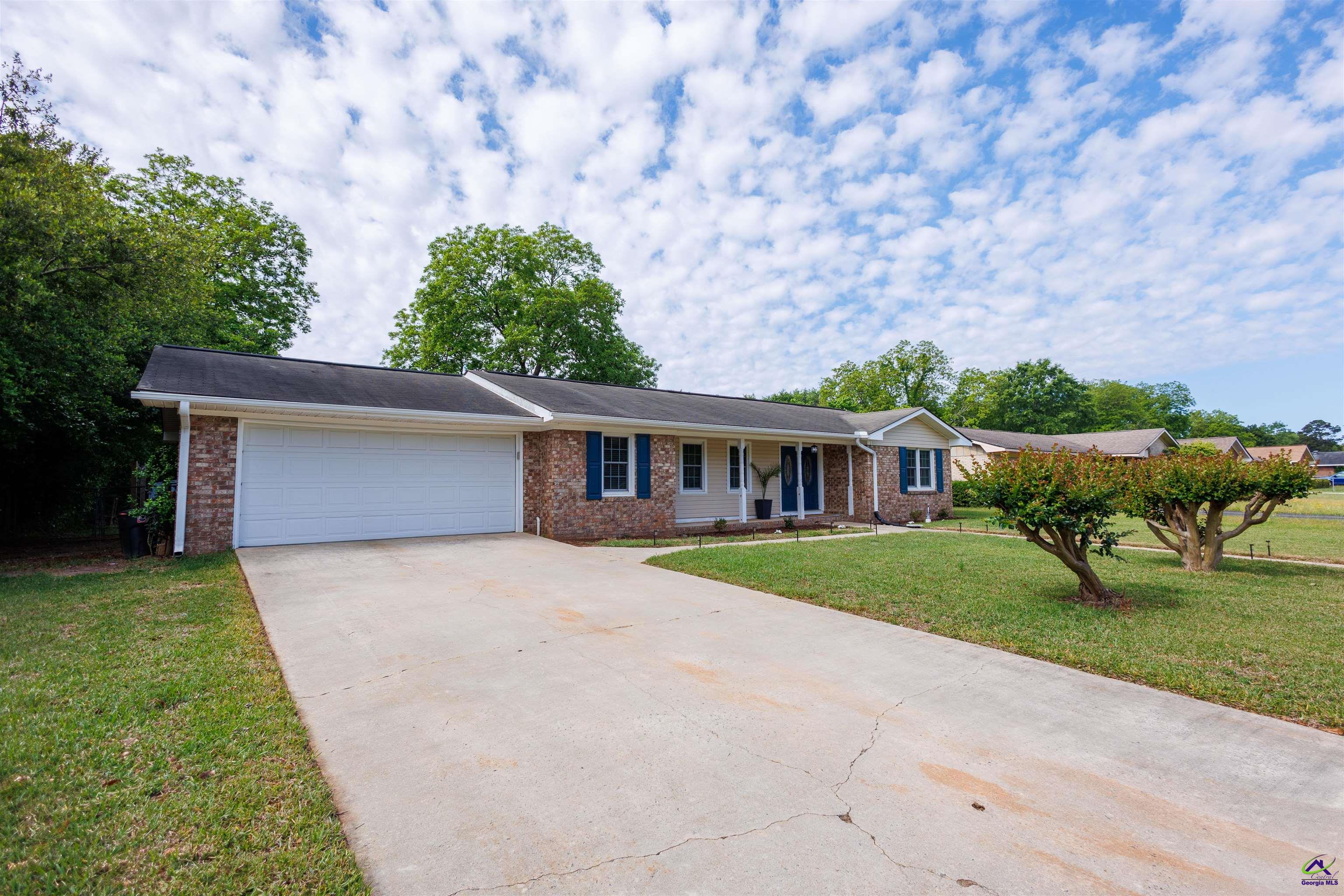 110 Gawin Drive Property Photo 1